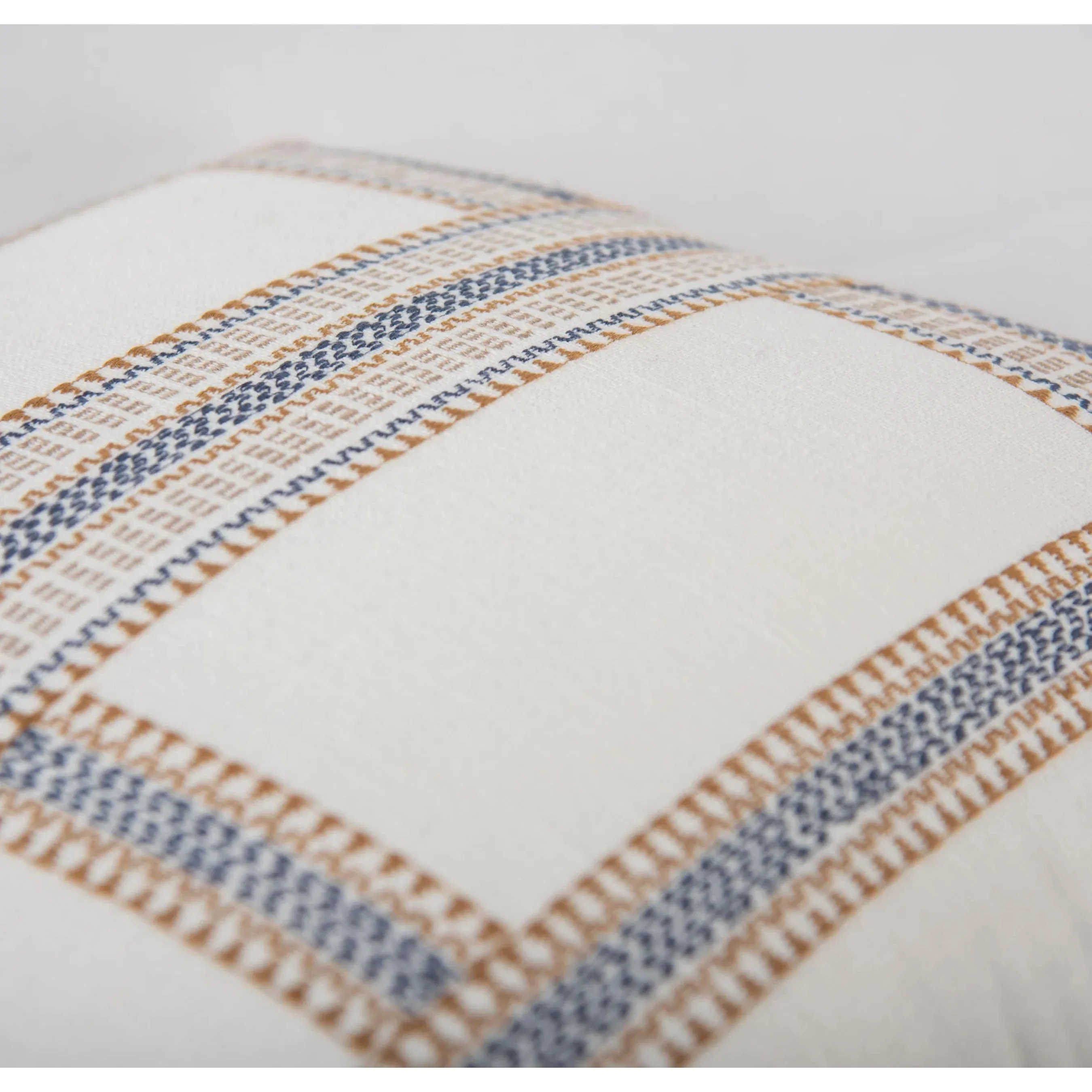 Jo Pillow - Image 3