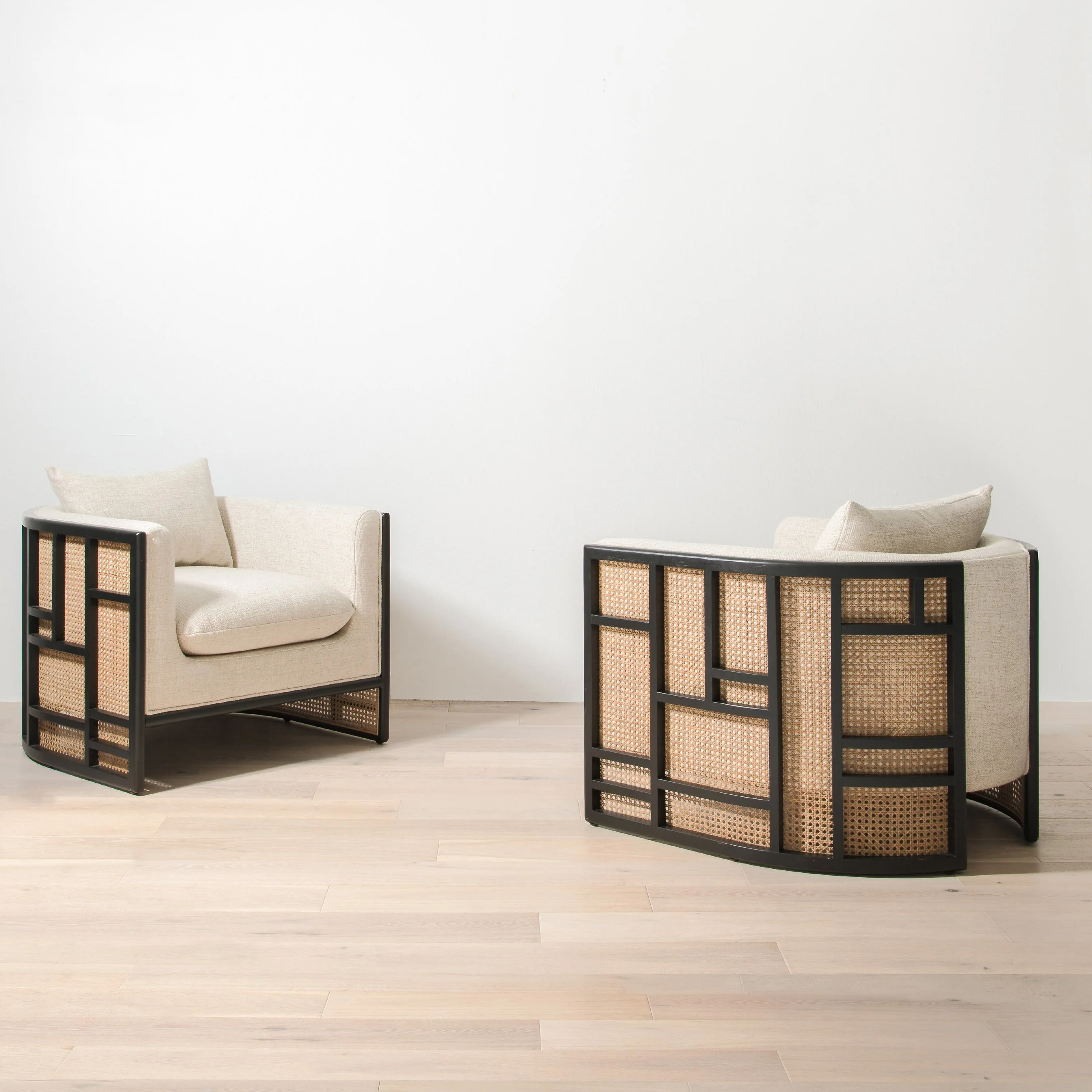 June Chair - Image 34