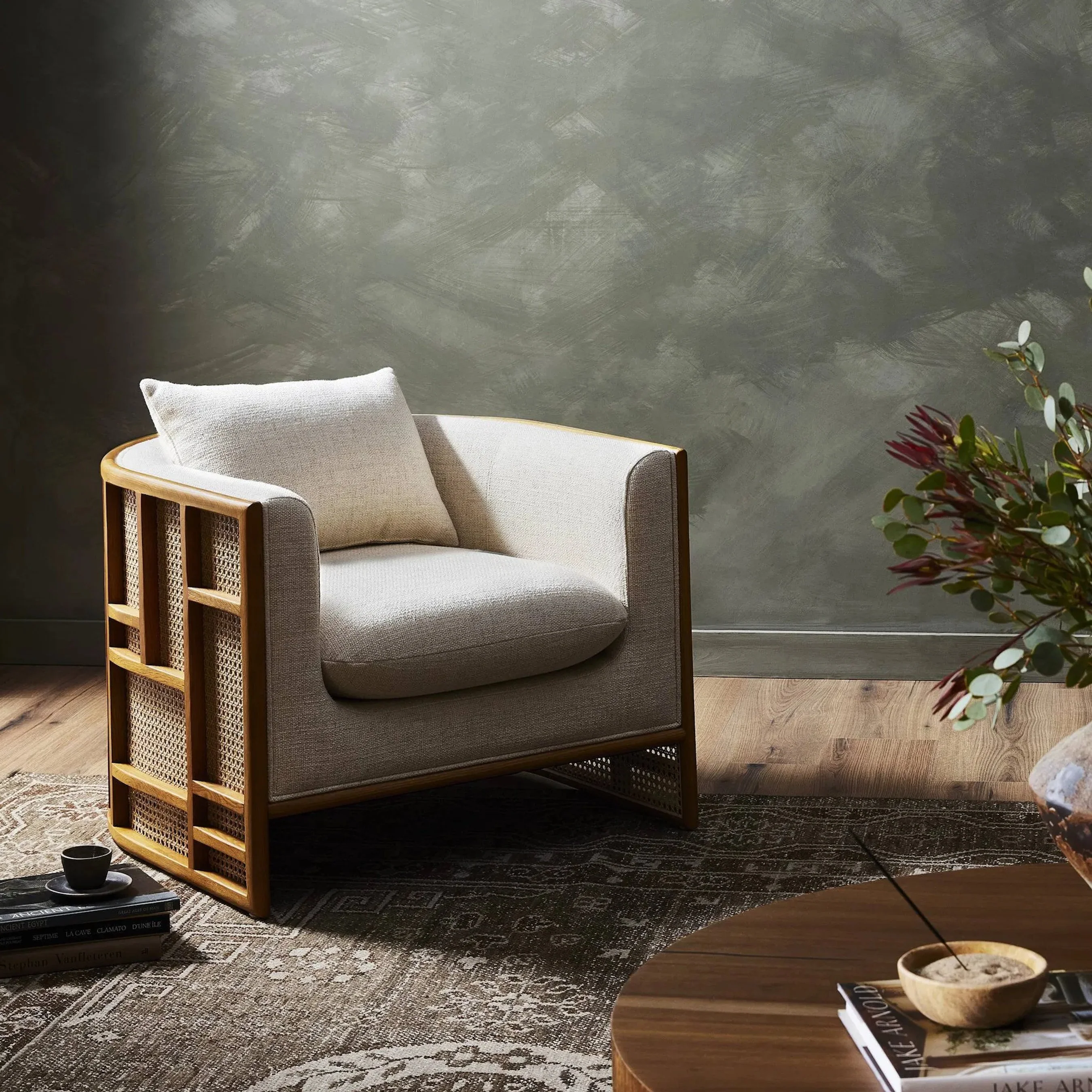 June Chair - Image 36