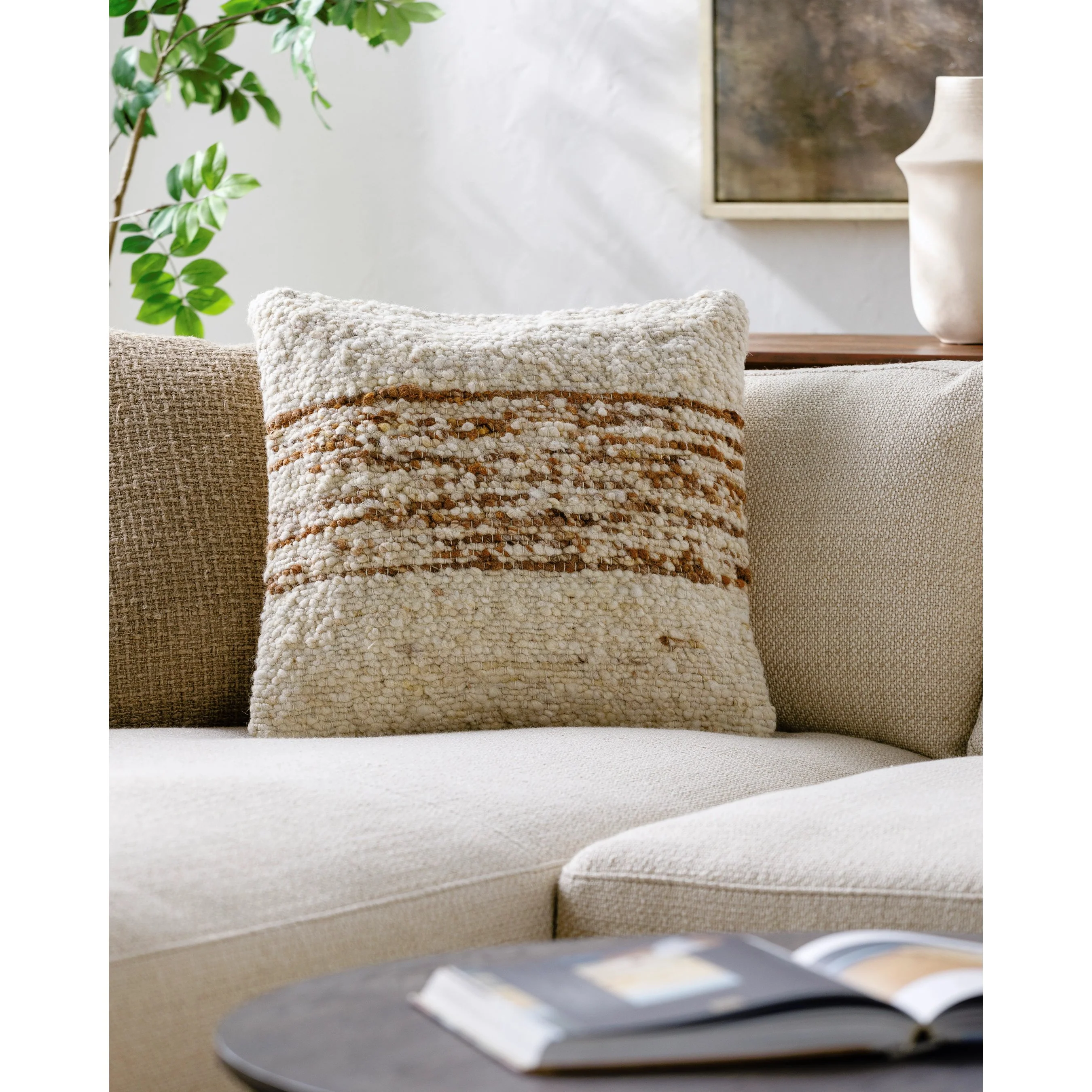 Jupiter Accent Pillow - 487398 - Image 4