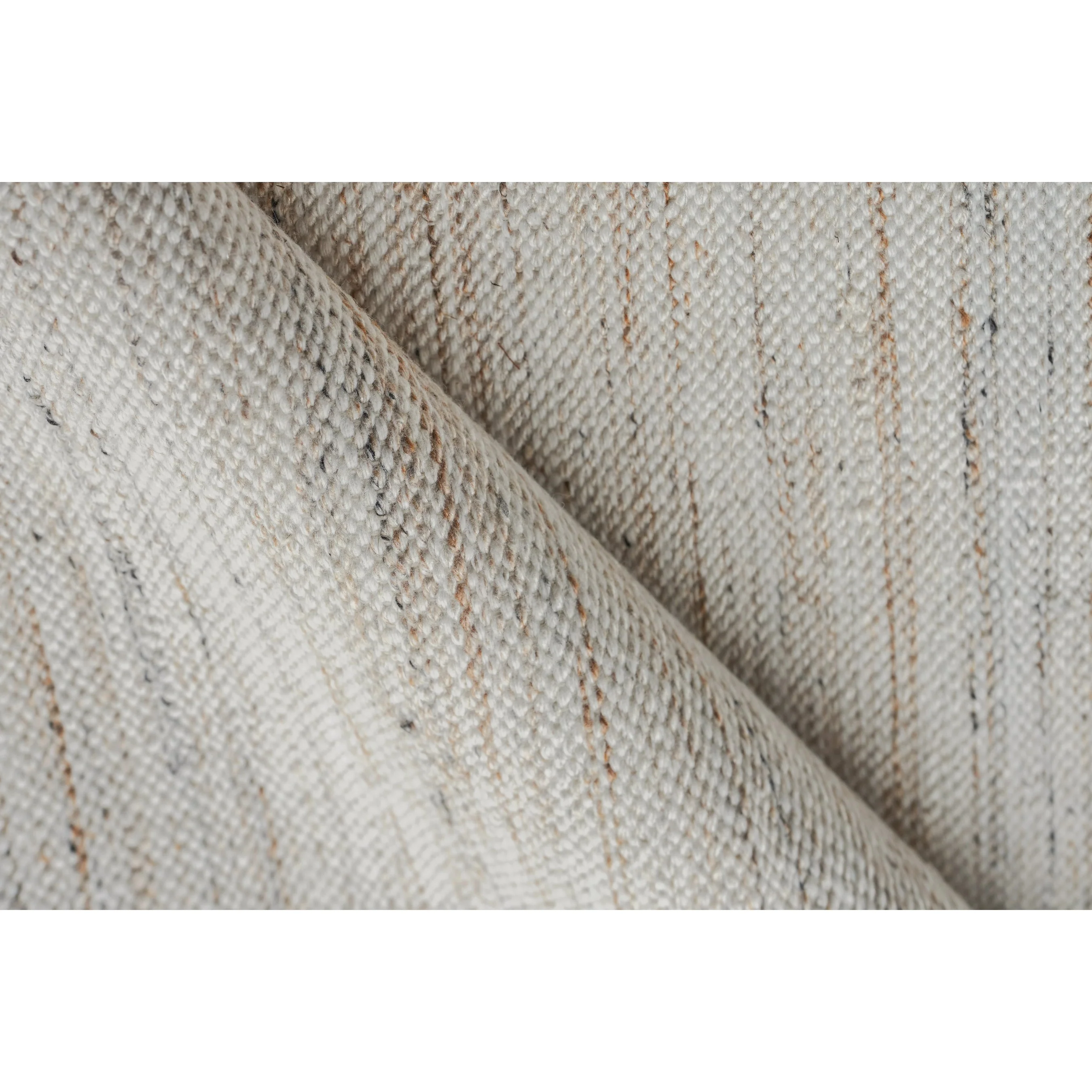 Kashmir Rug - Image 23