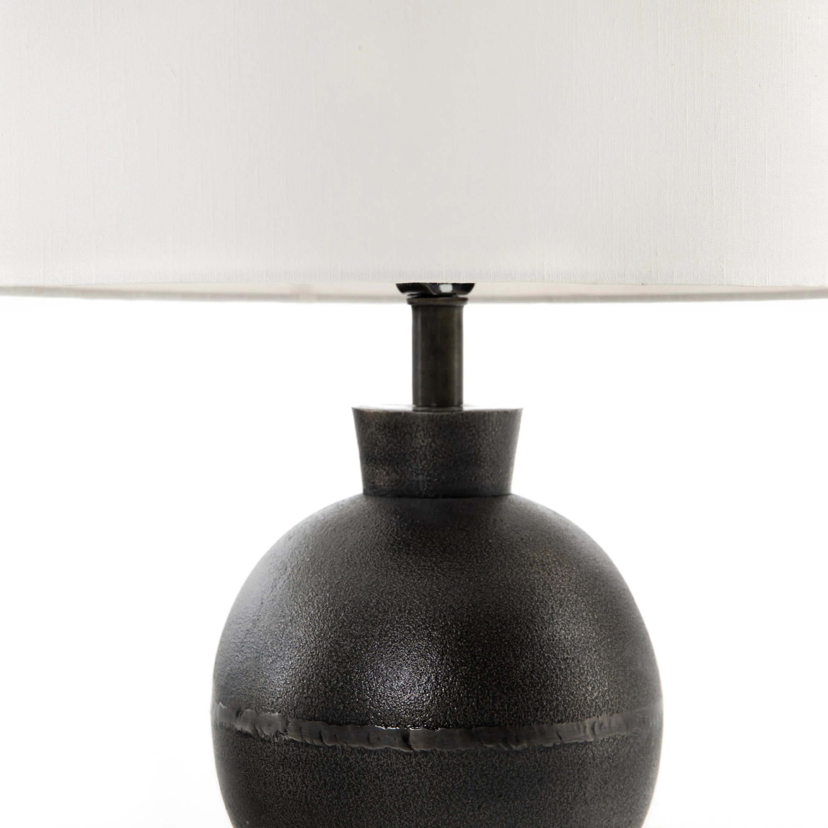 Kelita Table Lamp - Image 4