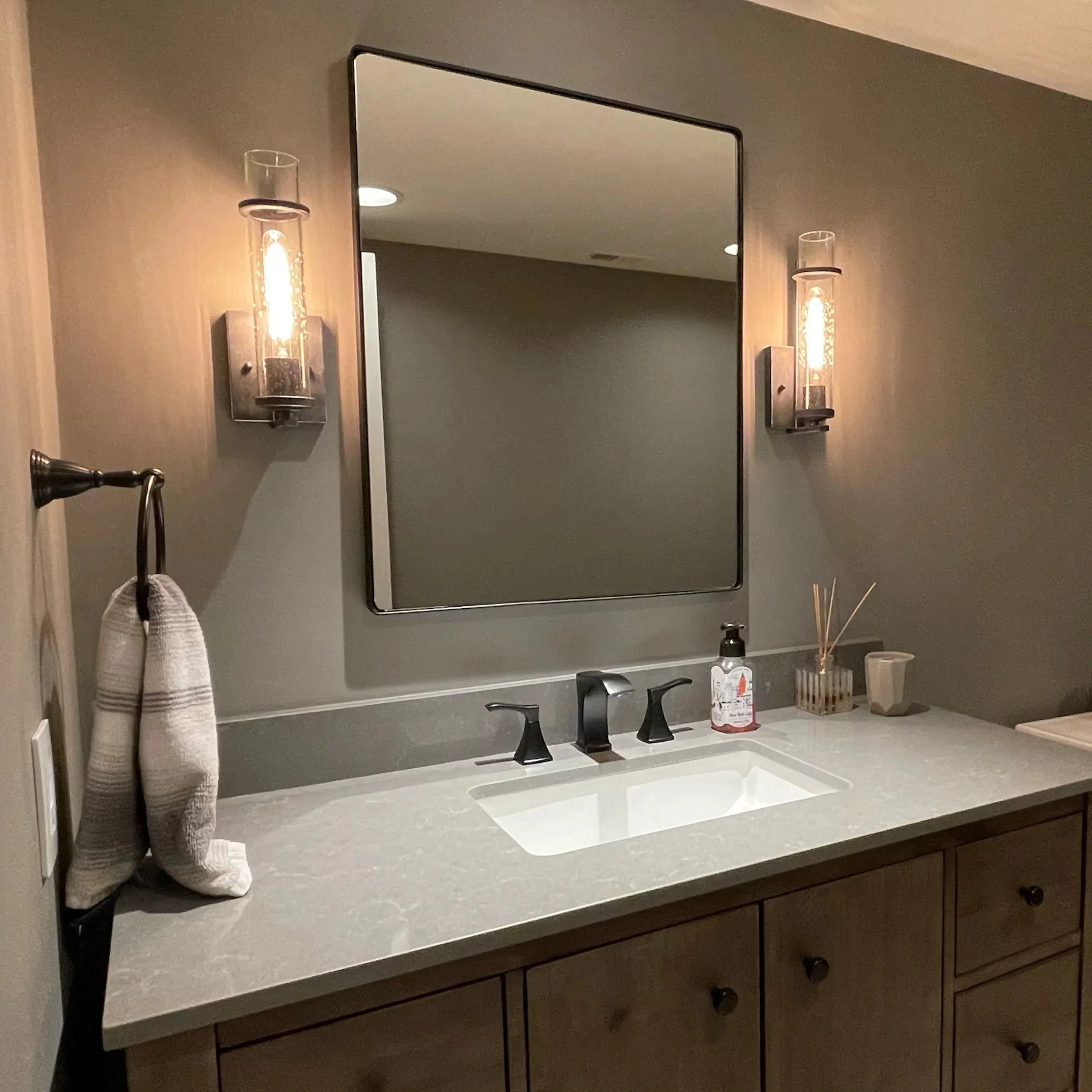 Kye Square Wall Mirror - Image 10