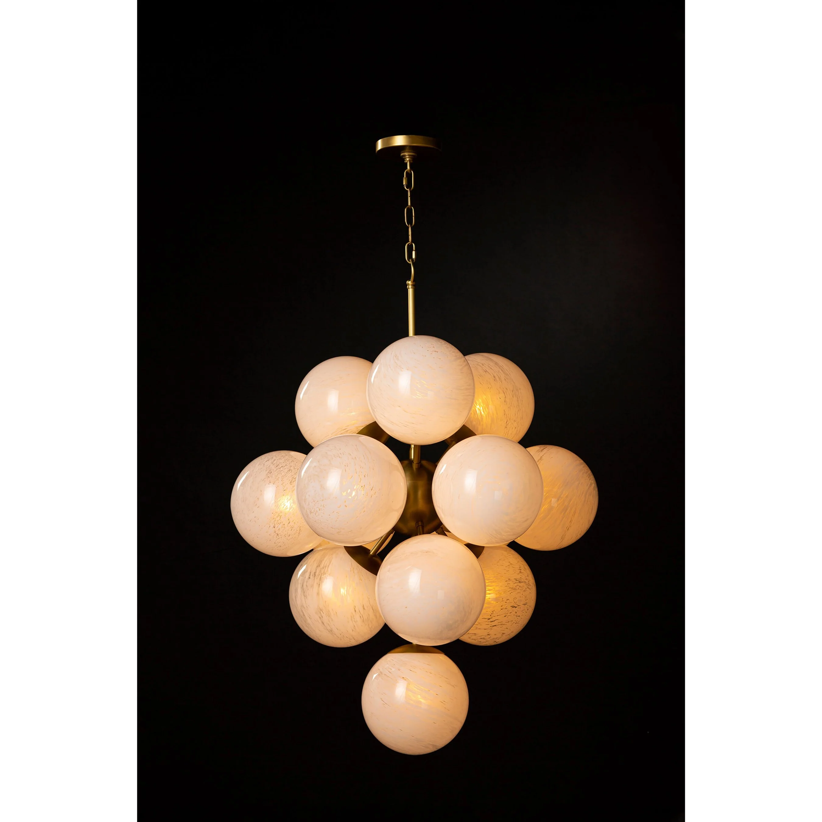 La Dame Chandelier - Image 5