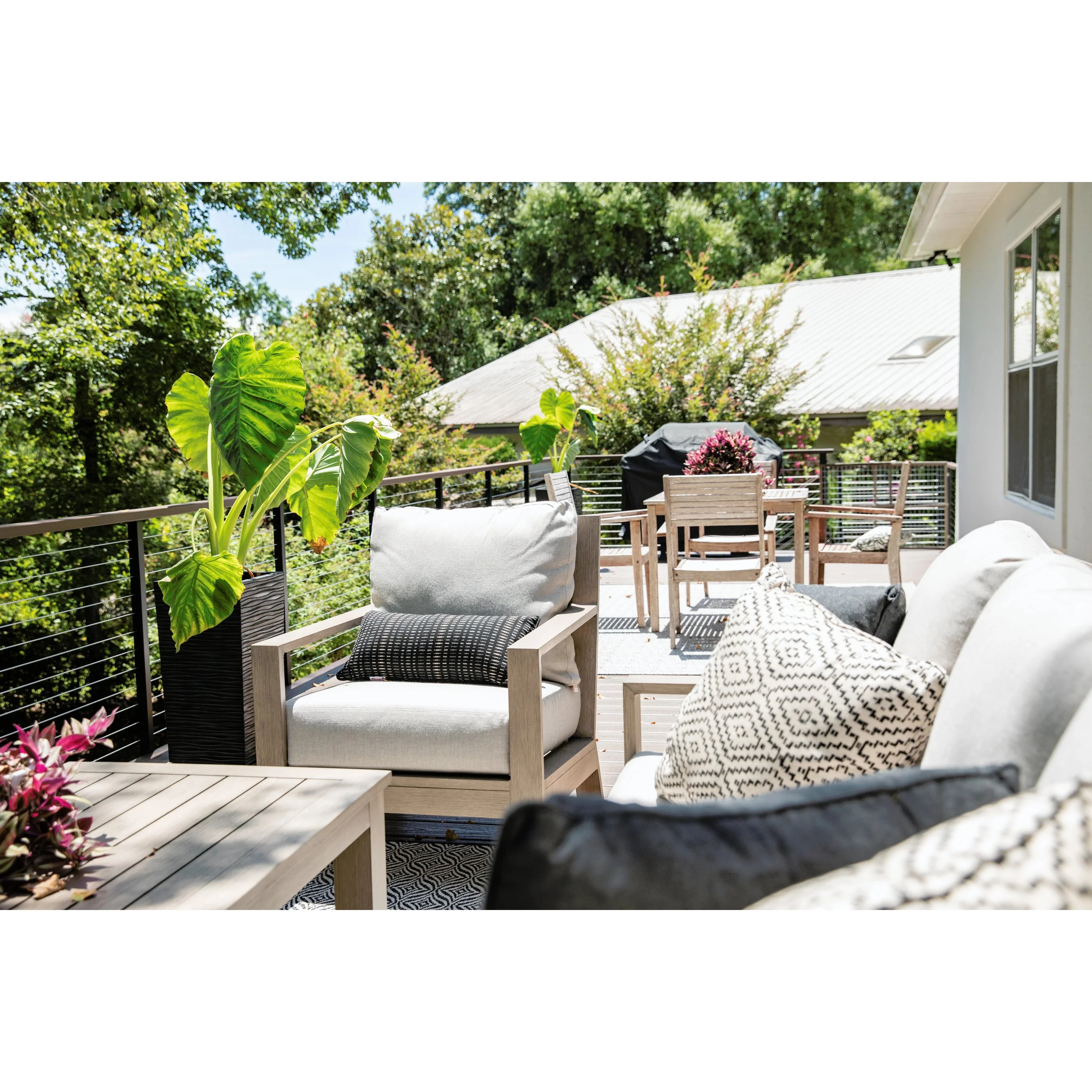 Laguna Outdoor Club Chair - Image 12