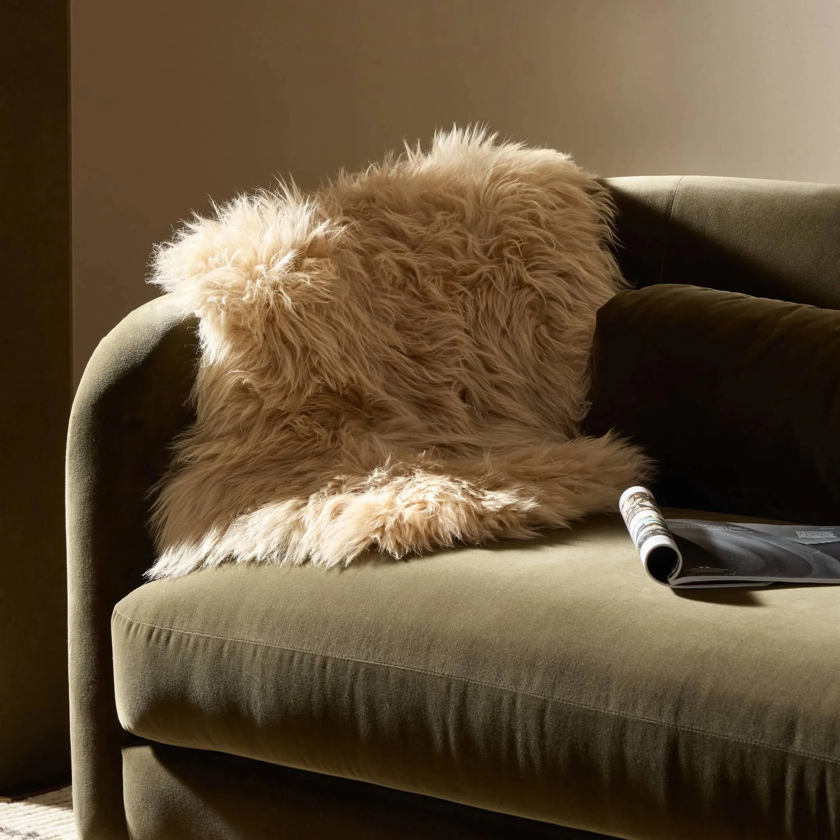 Lalo Lambskin Throw - Image 14