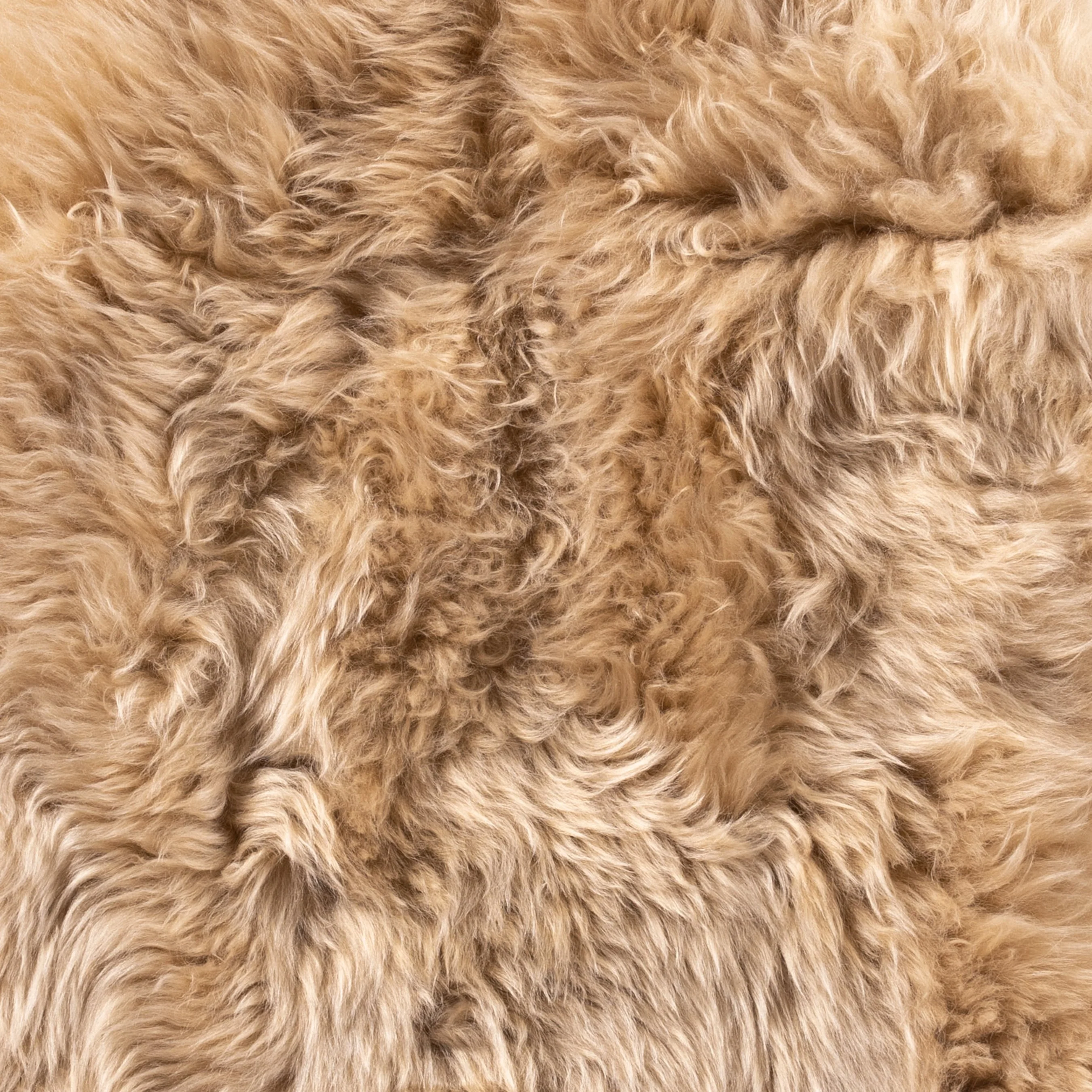 Lalo Lambskin Throw - Image 4