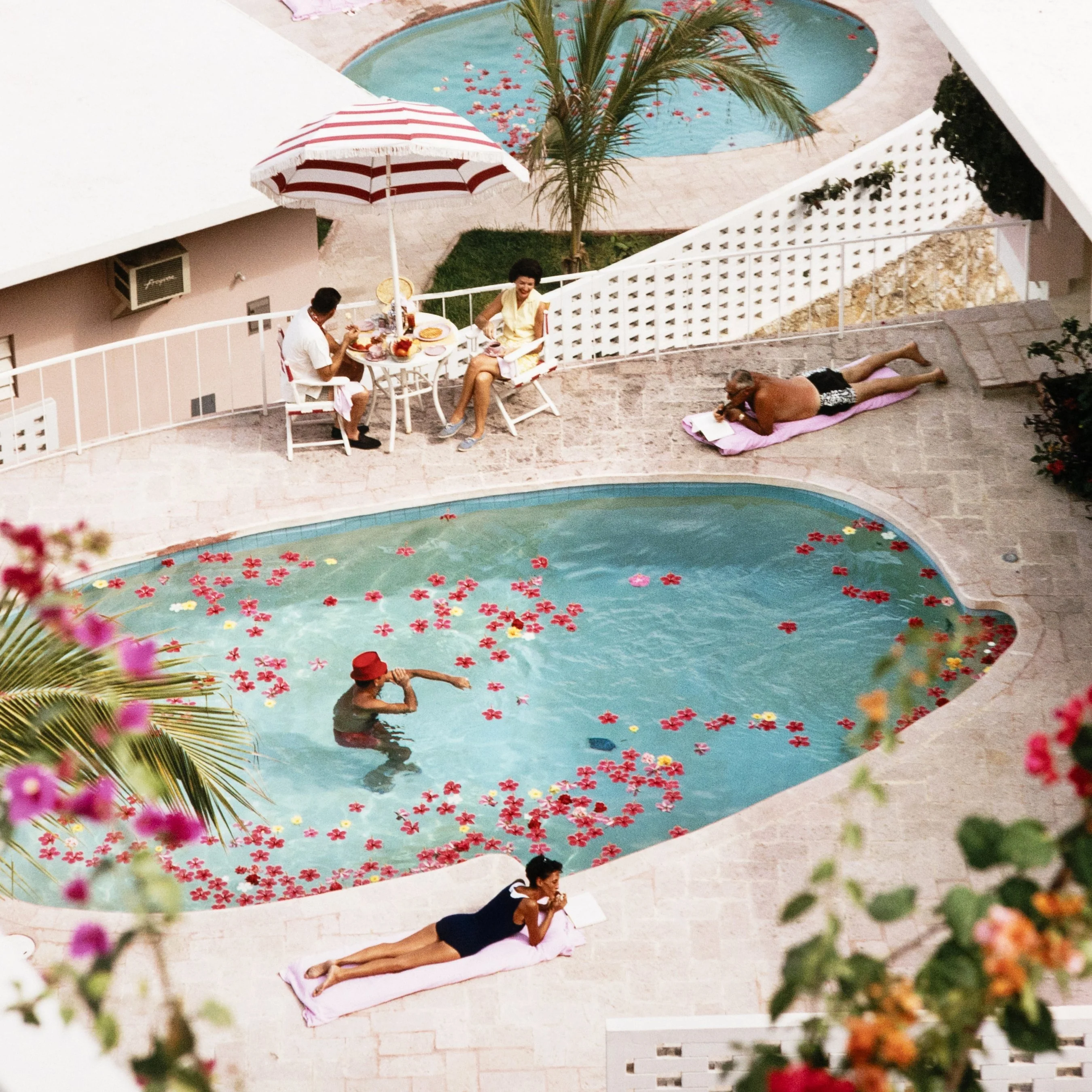 Las Brisas Hotel by Slim Aarons - Image 9