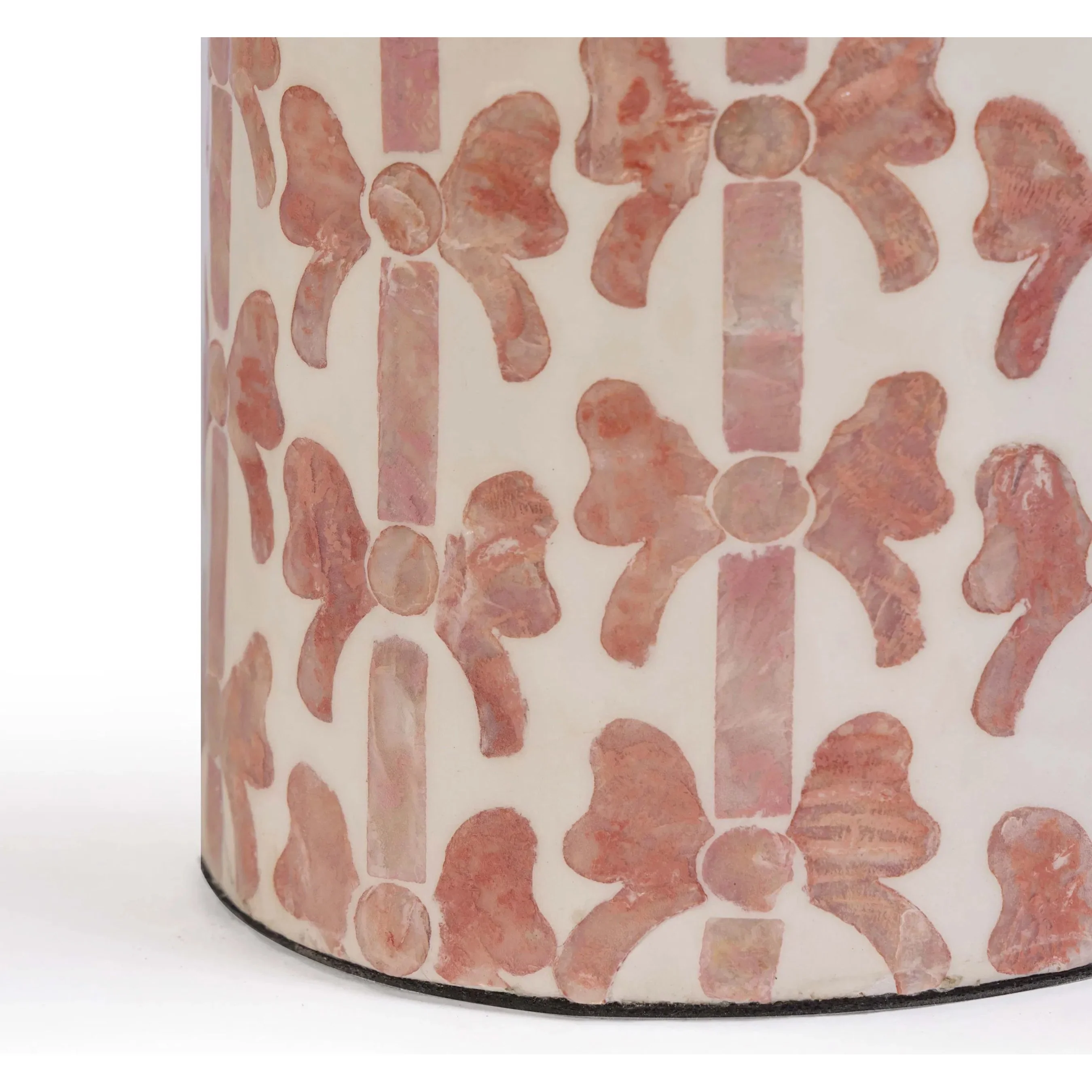 Lassy Ribbon Capiz Table Lamp - Image 4