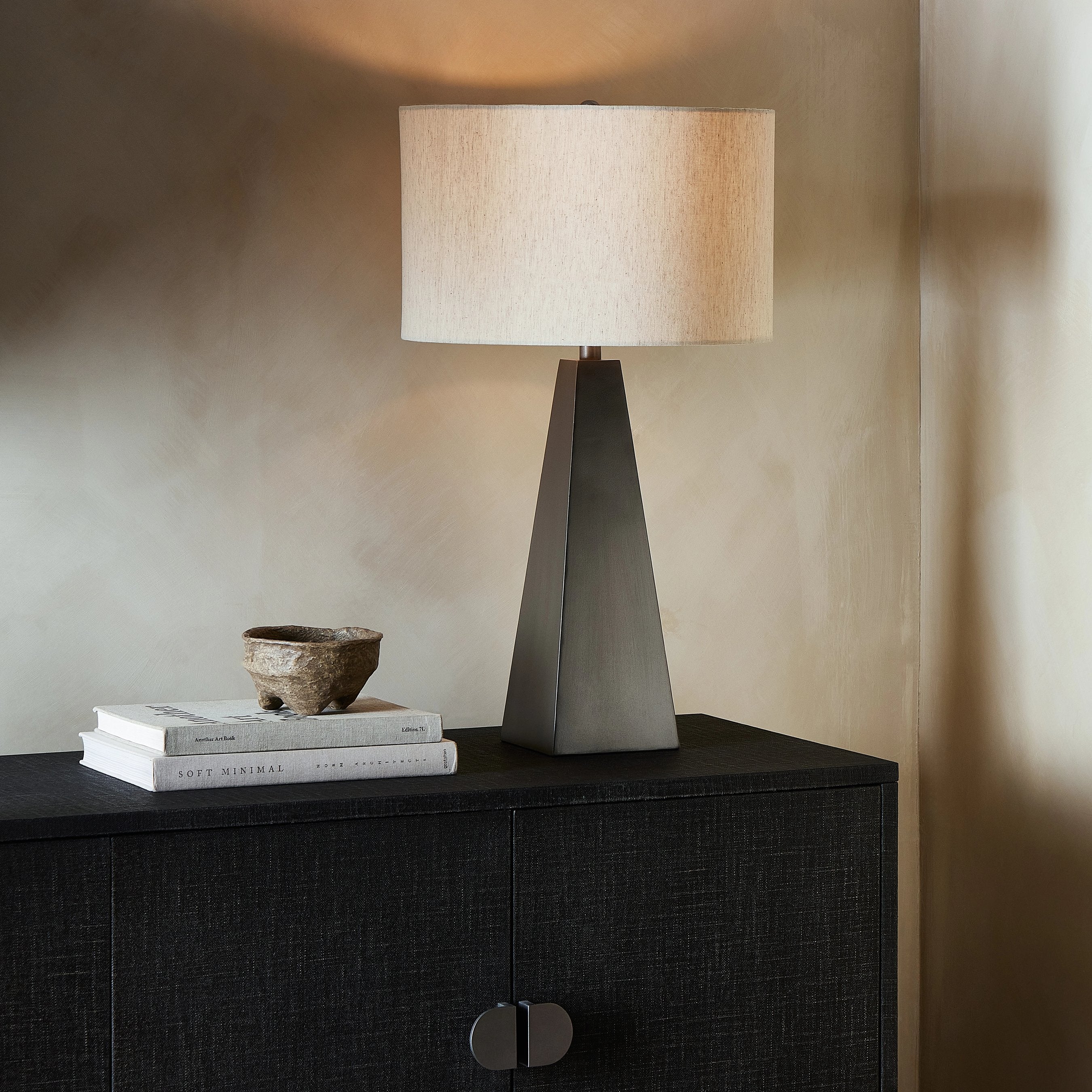 Leander Table Lamp - Image 17