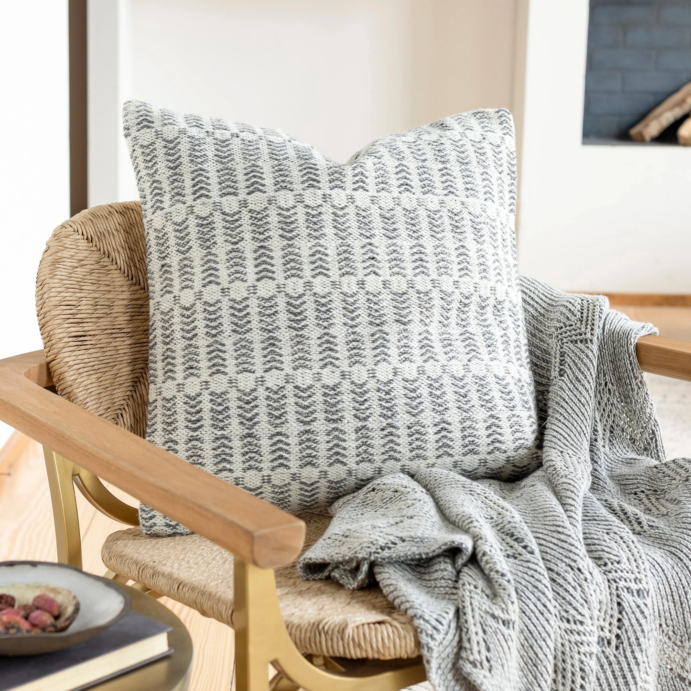 Leif Pillow - 10595 - Image 3