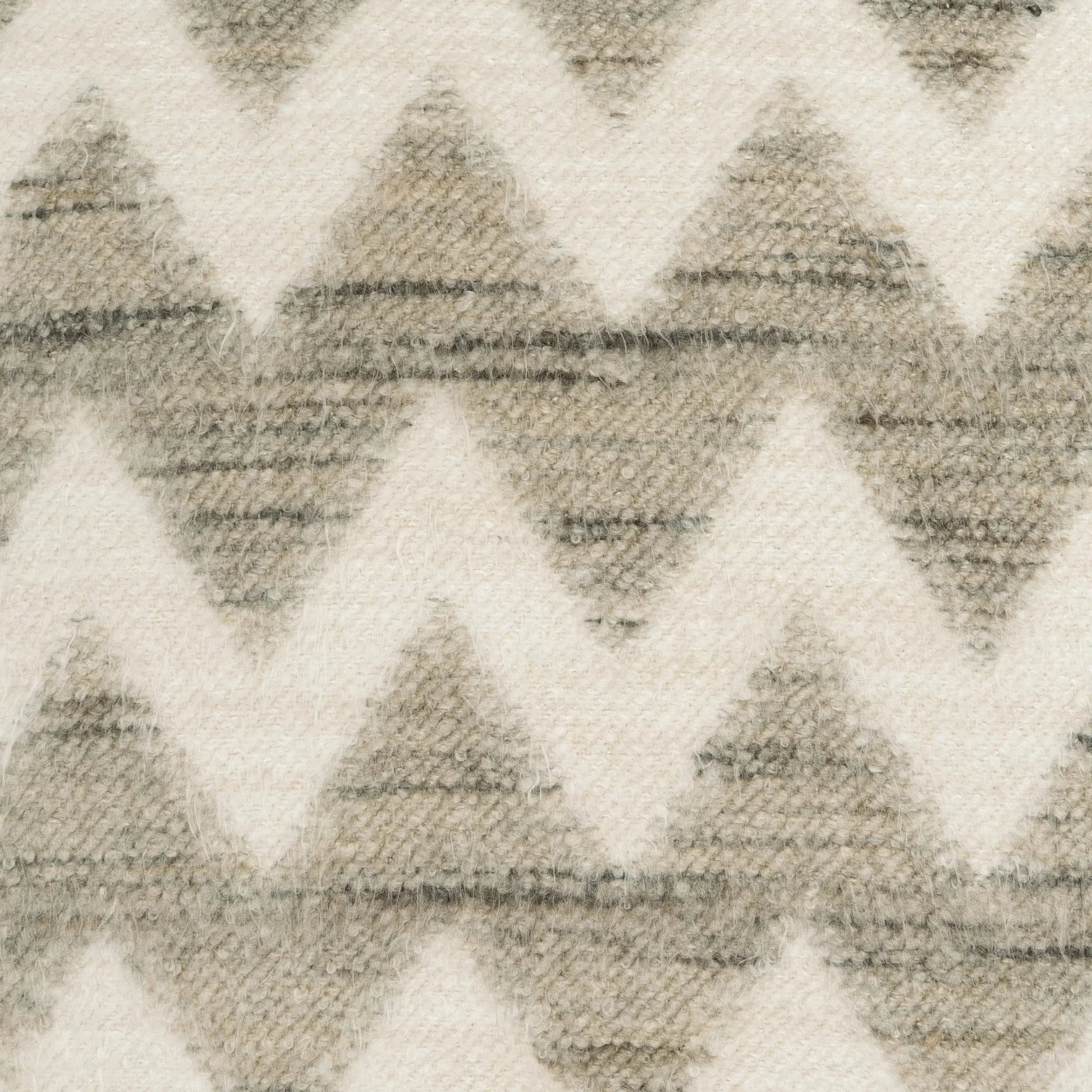Leonne Pillow - Image 3
