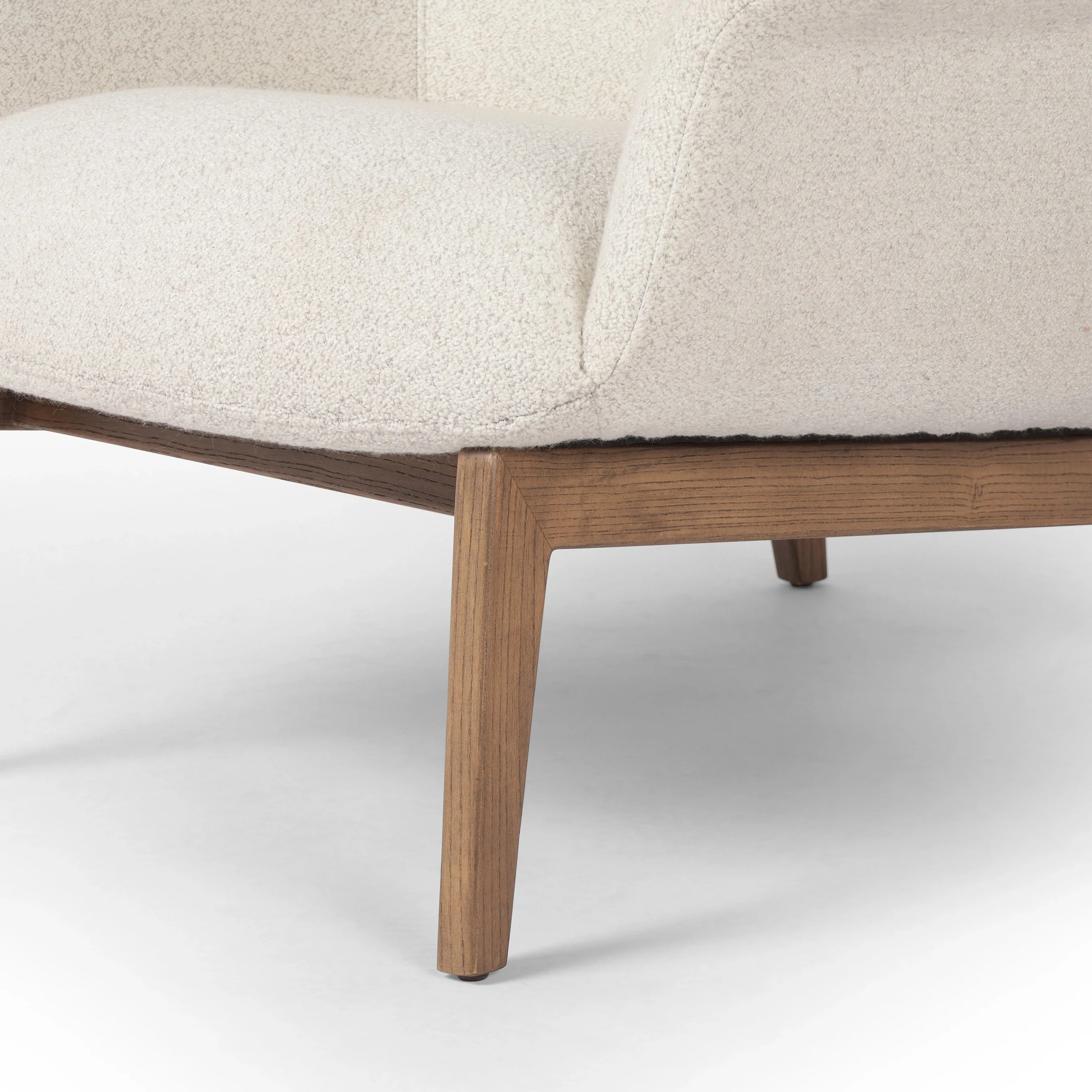 Lilith Chair - Image 8