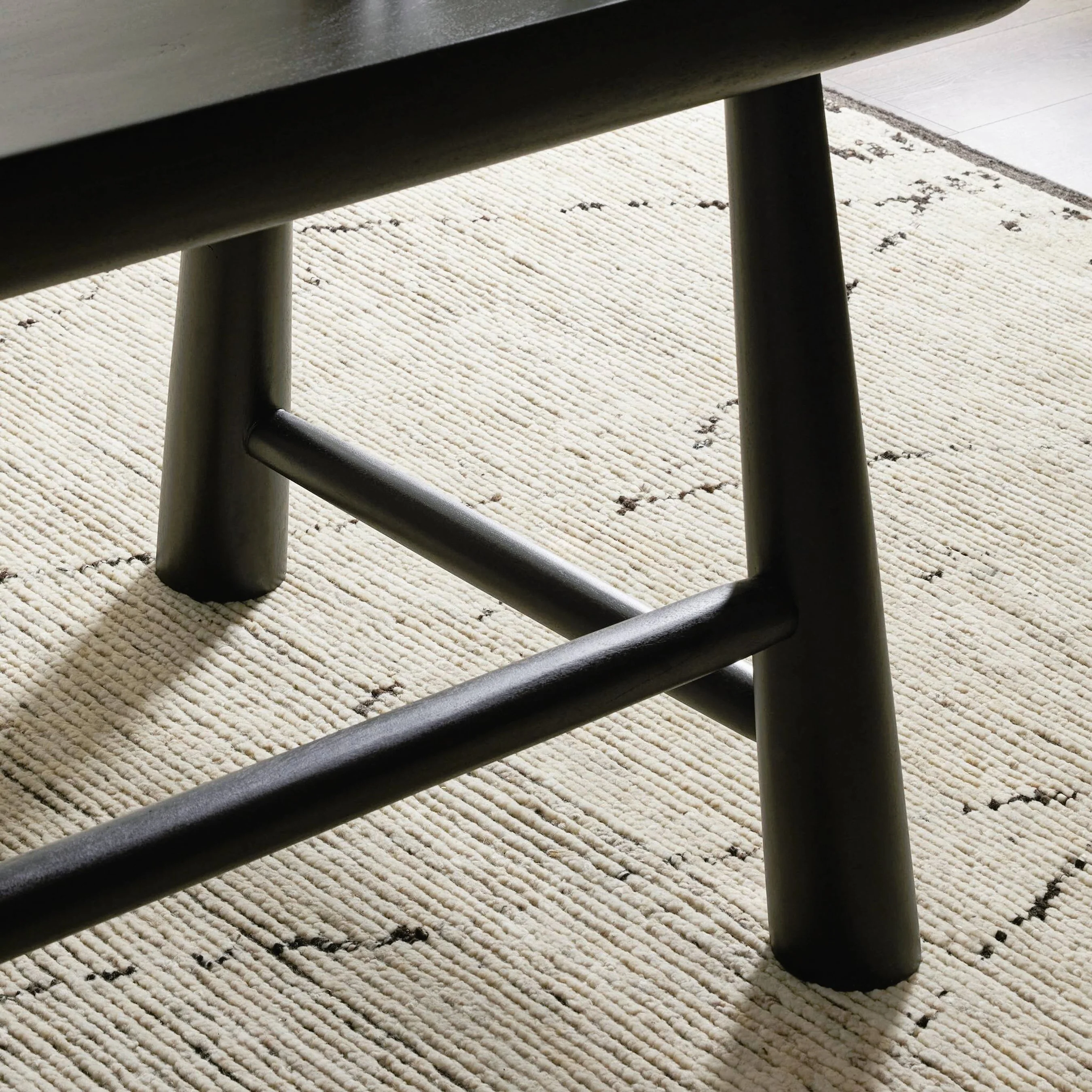 Lorik Desk - Image 12