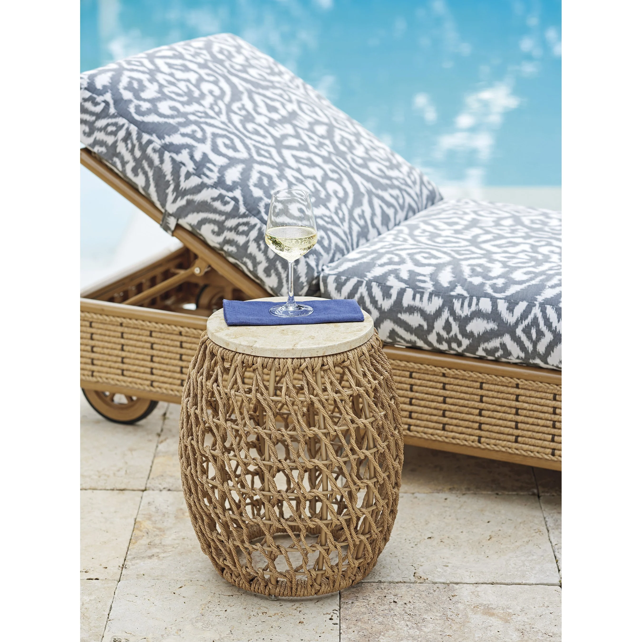 Los Altos Valley View Round Woven Side Table - Image 3