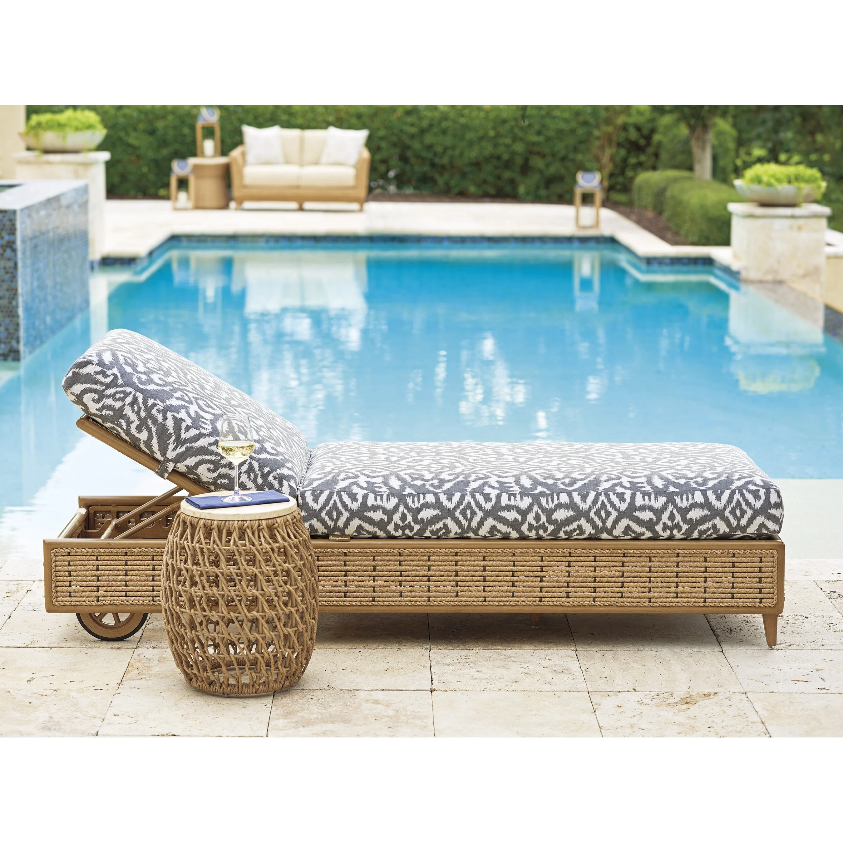 Los Altos Valley View Round Woven Side Table - Image 4