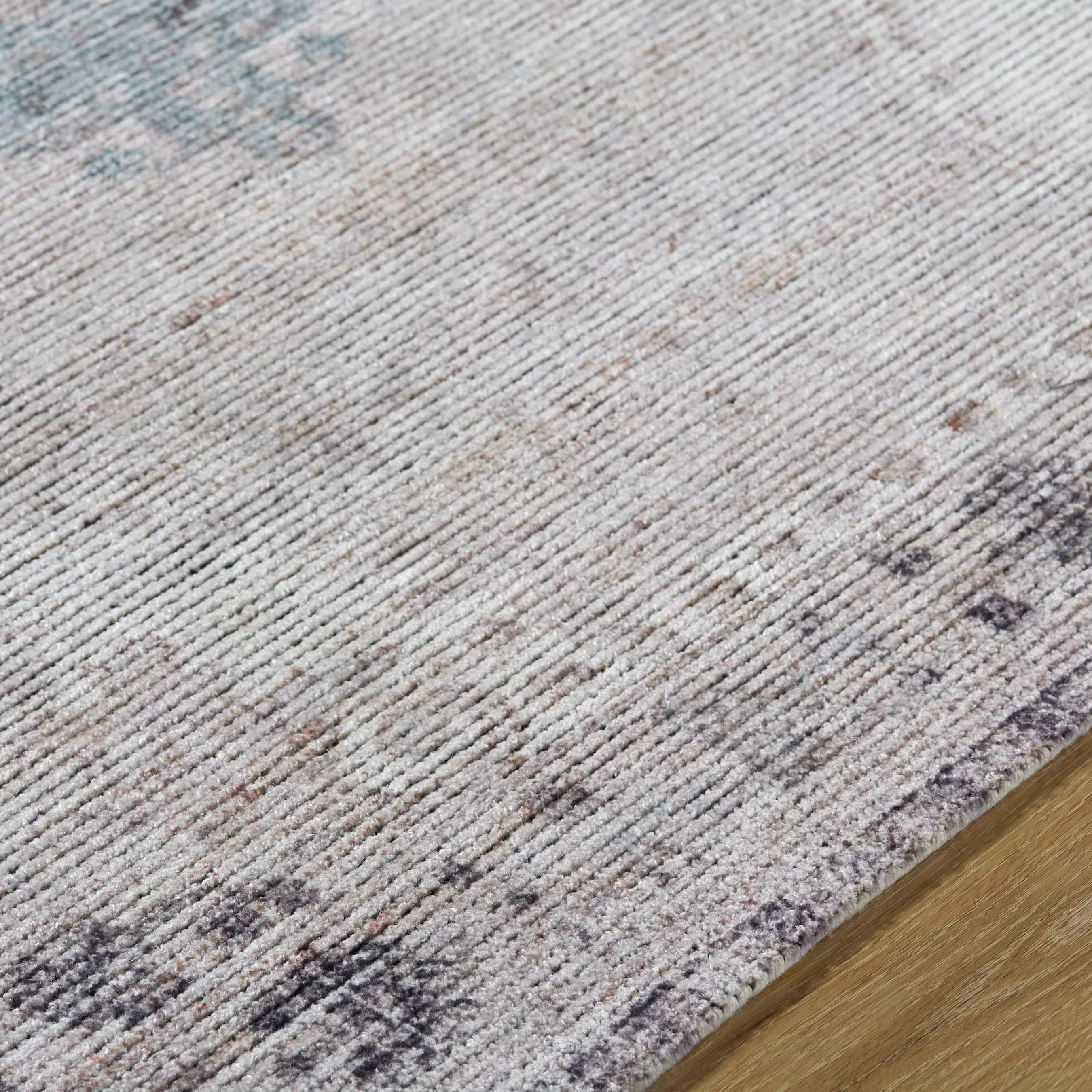 Luton LTN-2300 Rug - Image 4