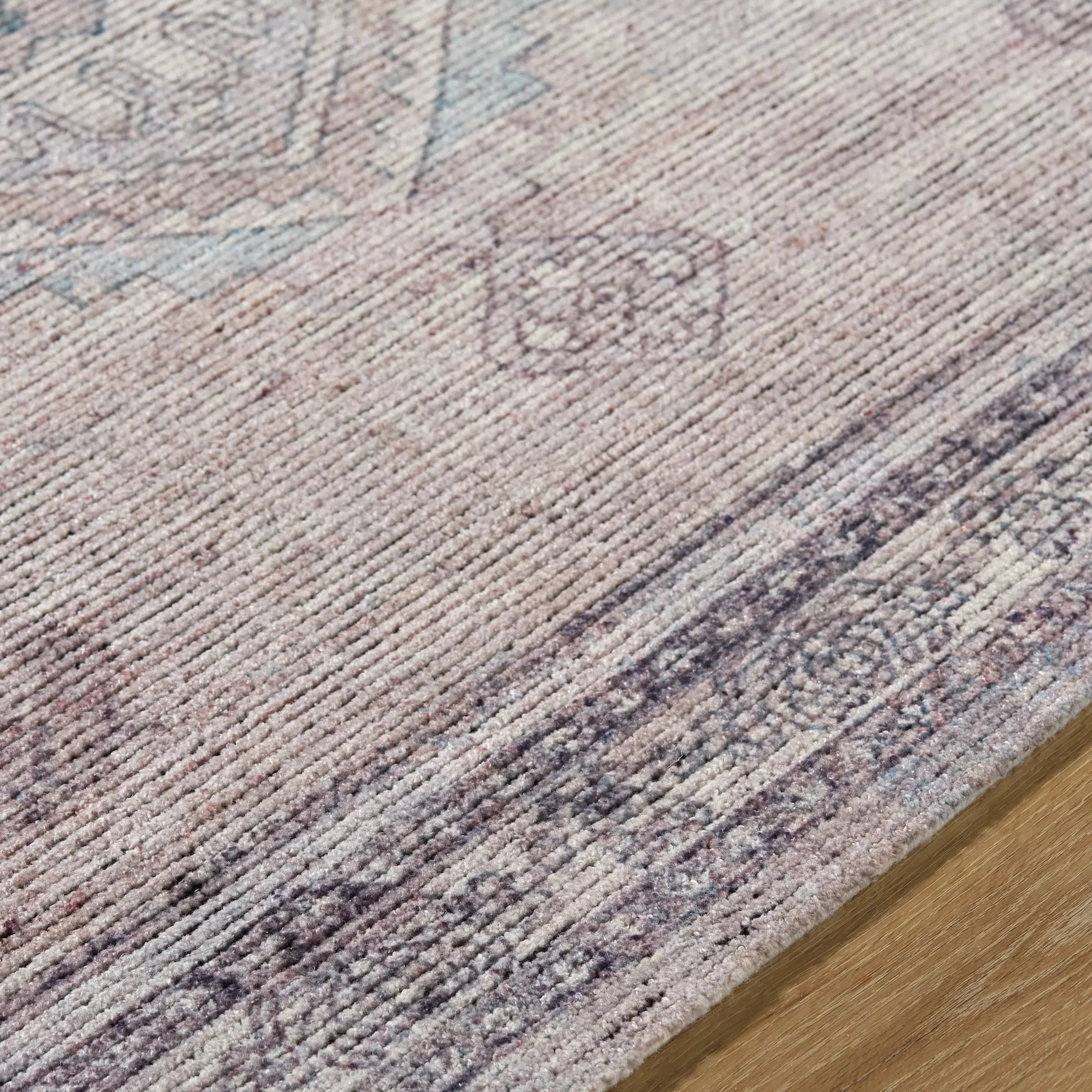 Luton LTN-2301 Rug - Image 4