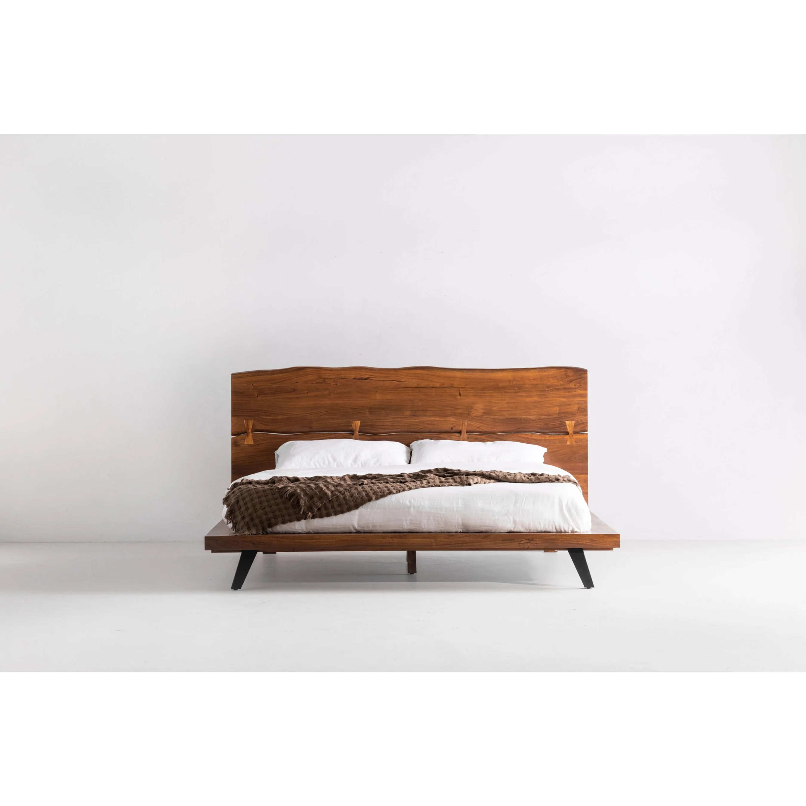 Madagascar Platform Bed - Image 13