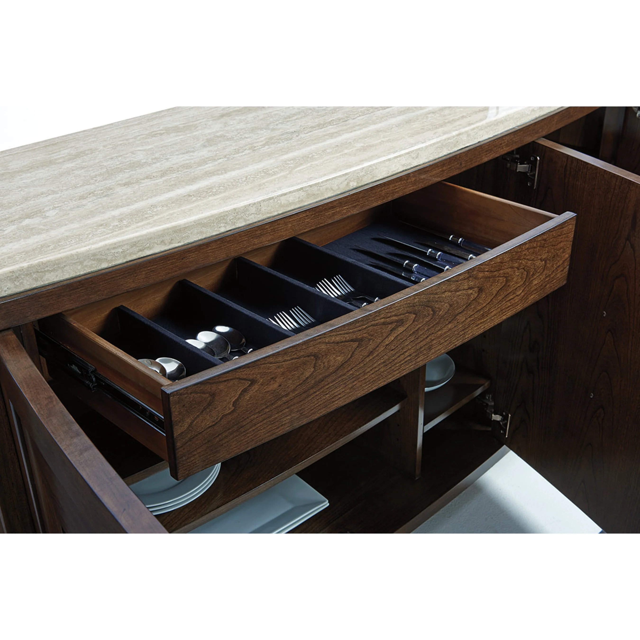 Mariposa Buffet - Image 6