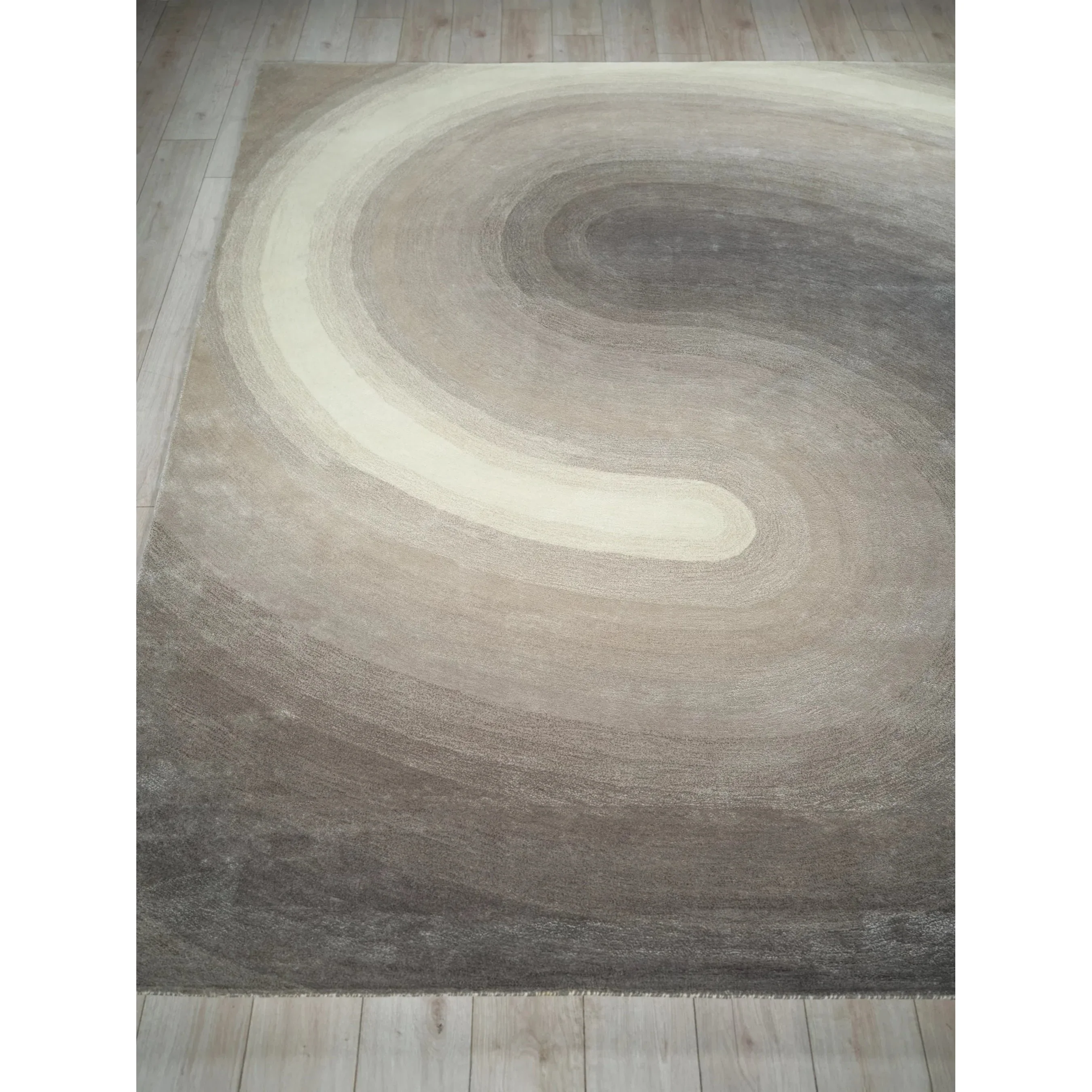 Mitomo Rug - Image 5