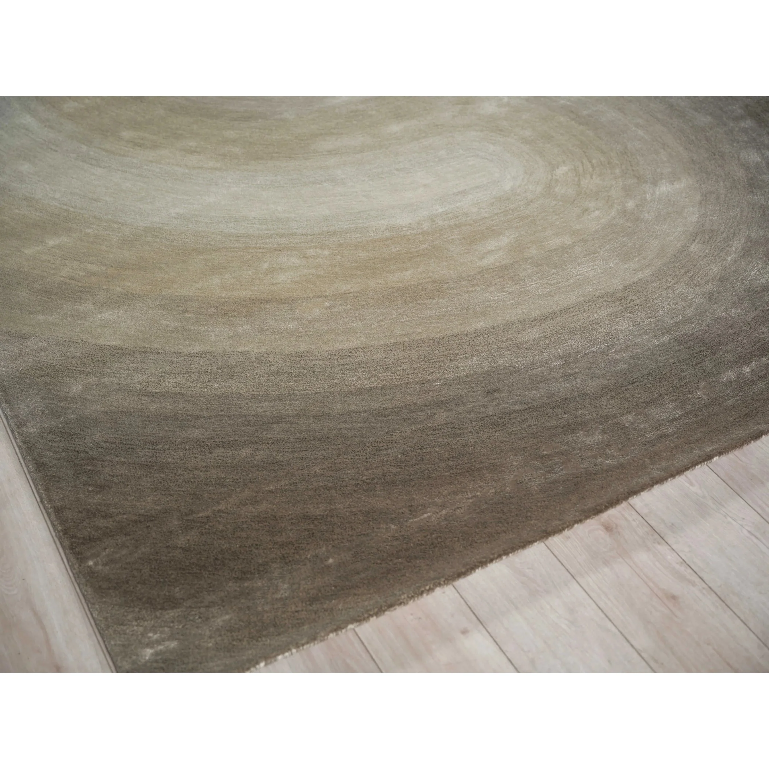 Mitomo Rug - Image 8