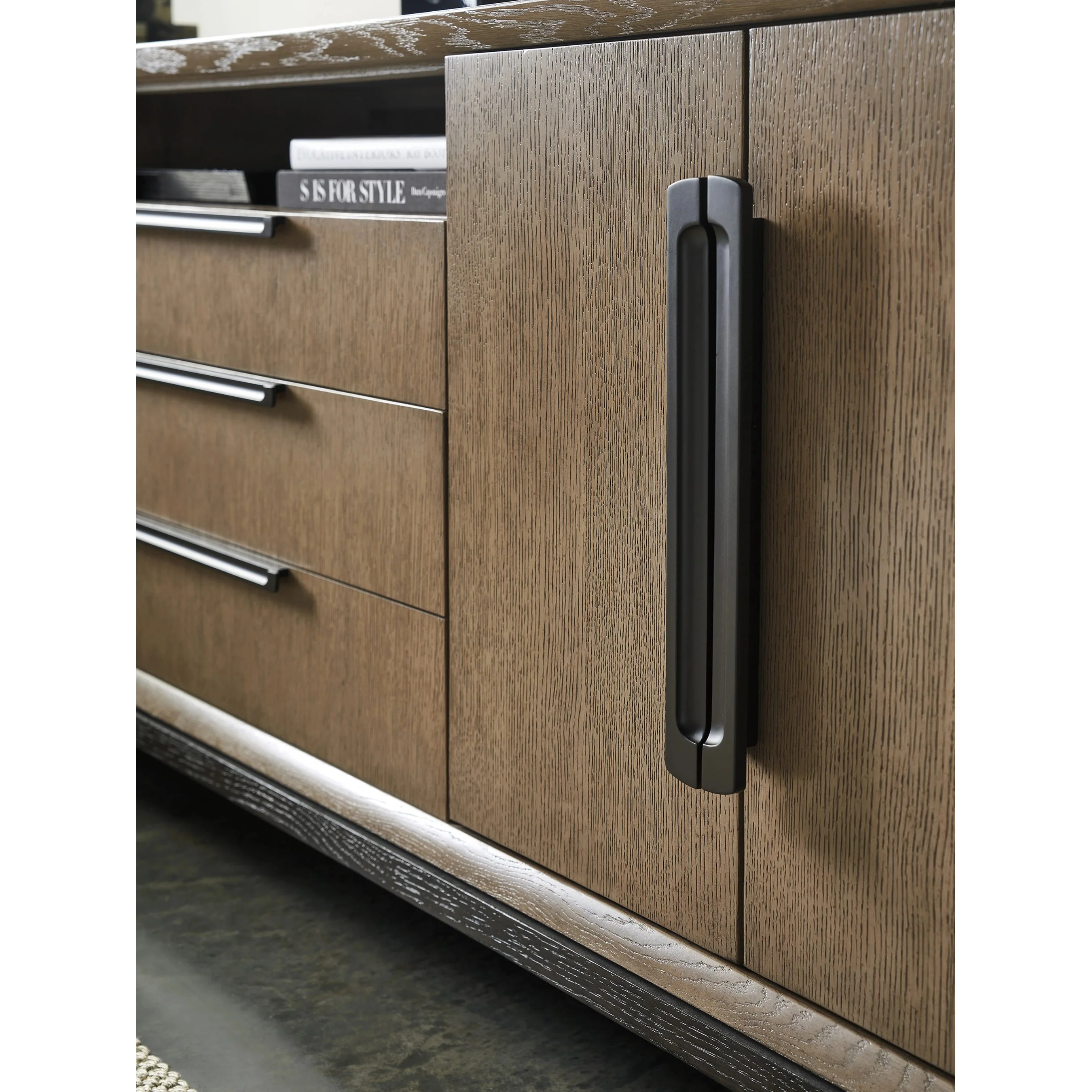 Monrovia Media Console - Image 3