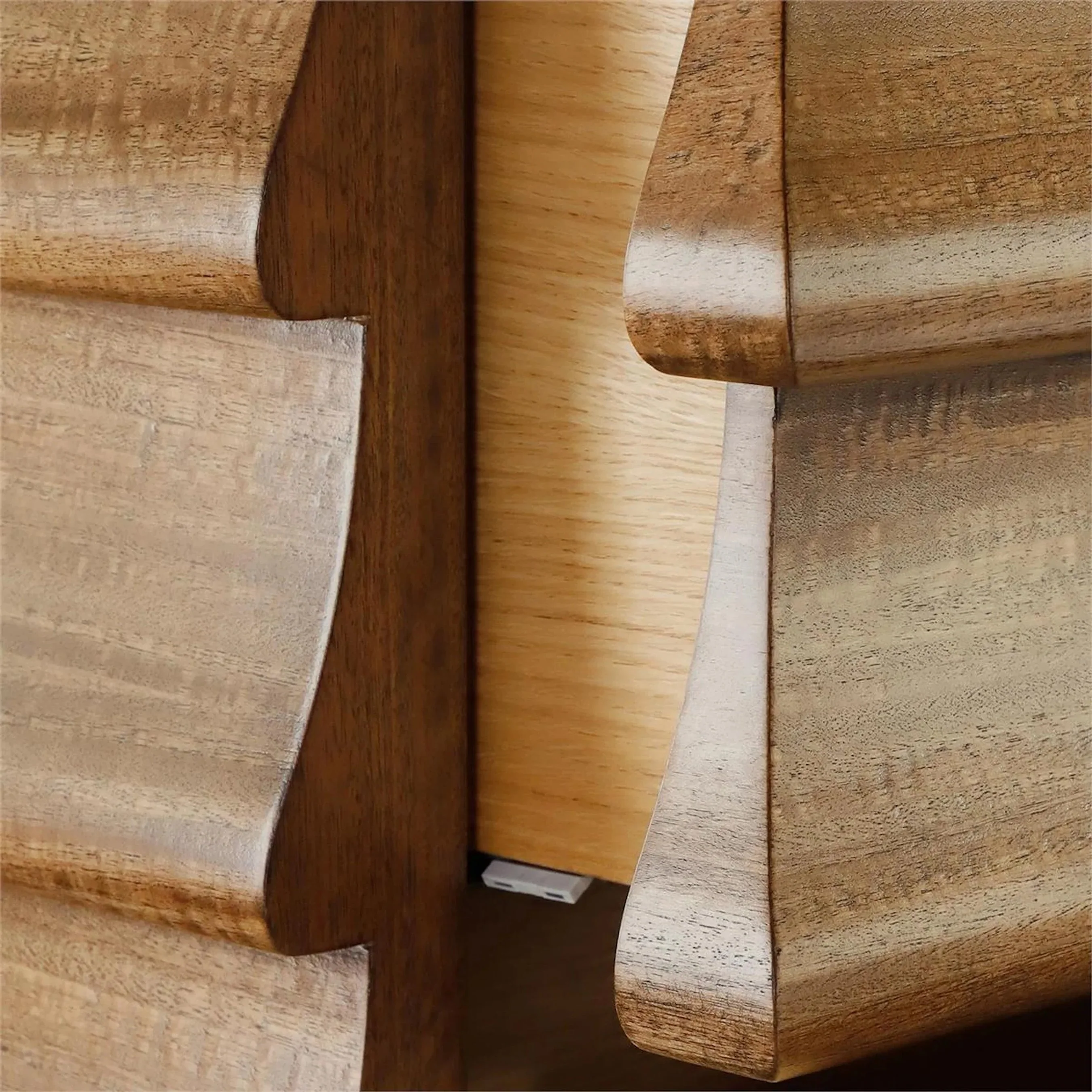 Montano Twelve-Drawer Dresser - Image 5