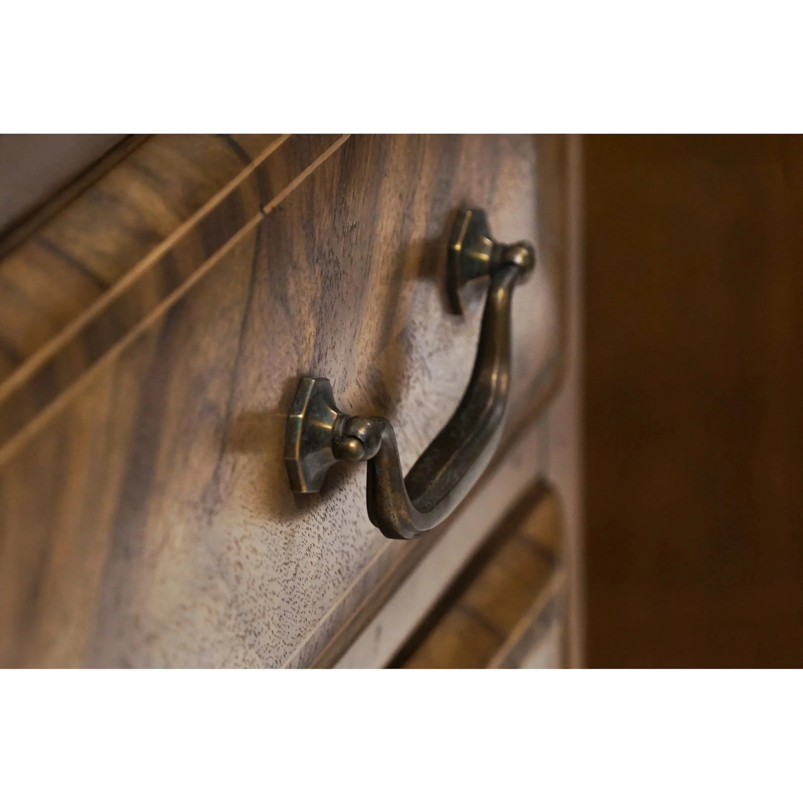 Montclaire Accent Chest - Image 9