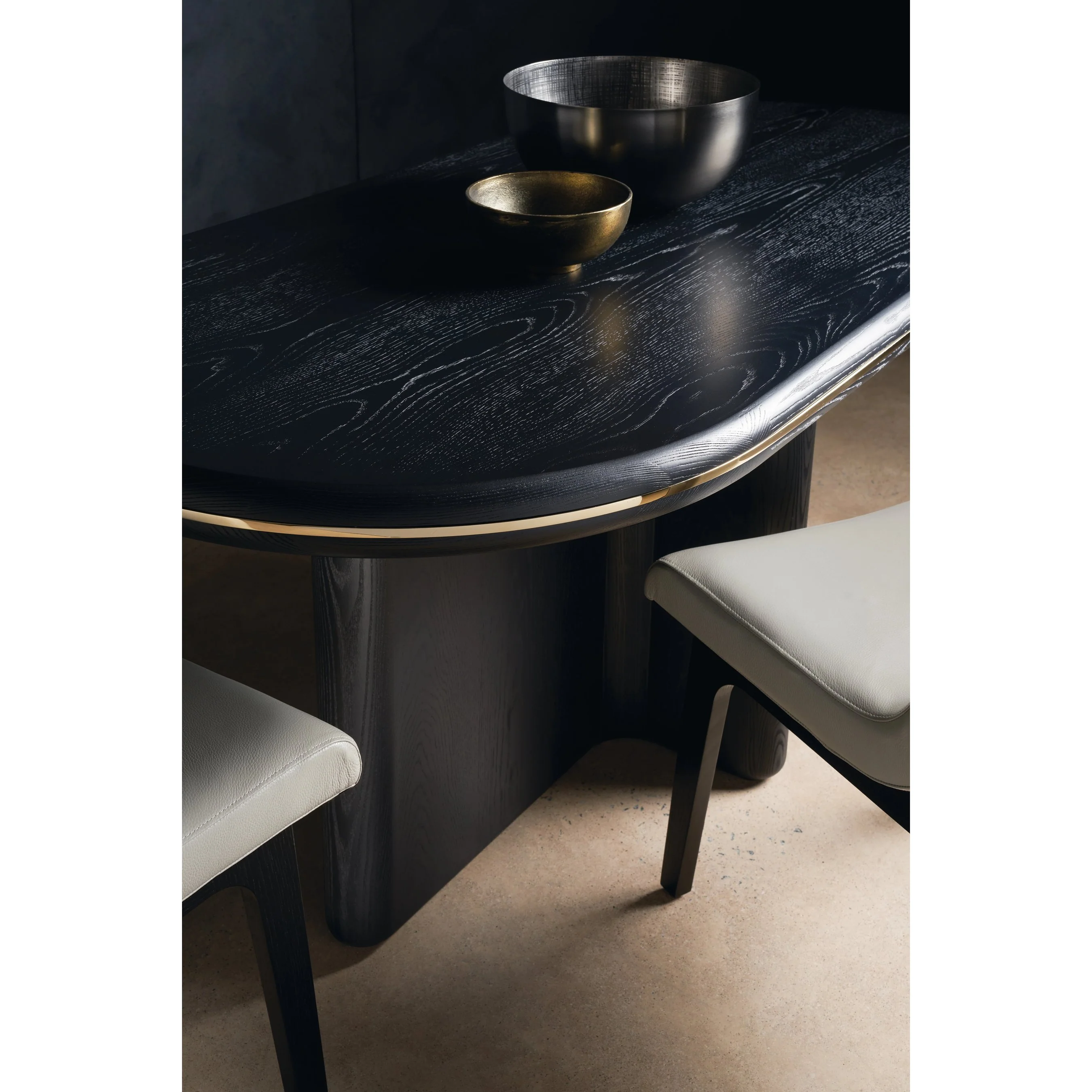 Monty Dining Table - Image 4