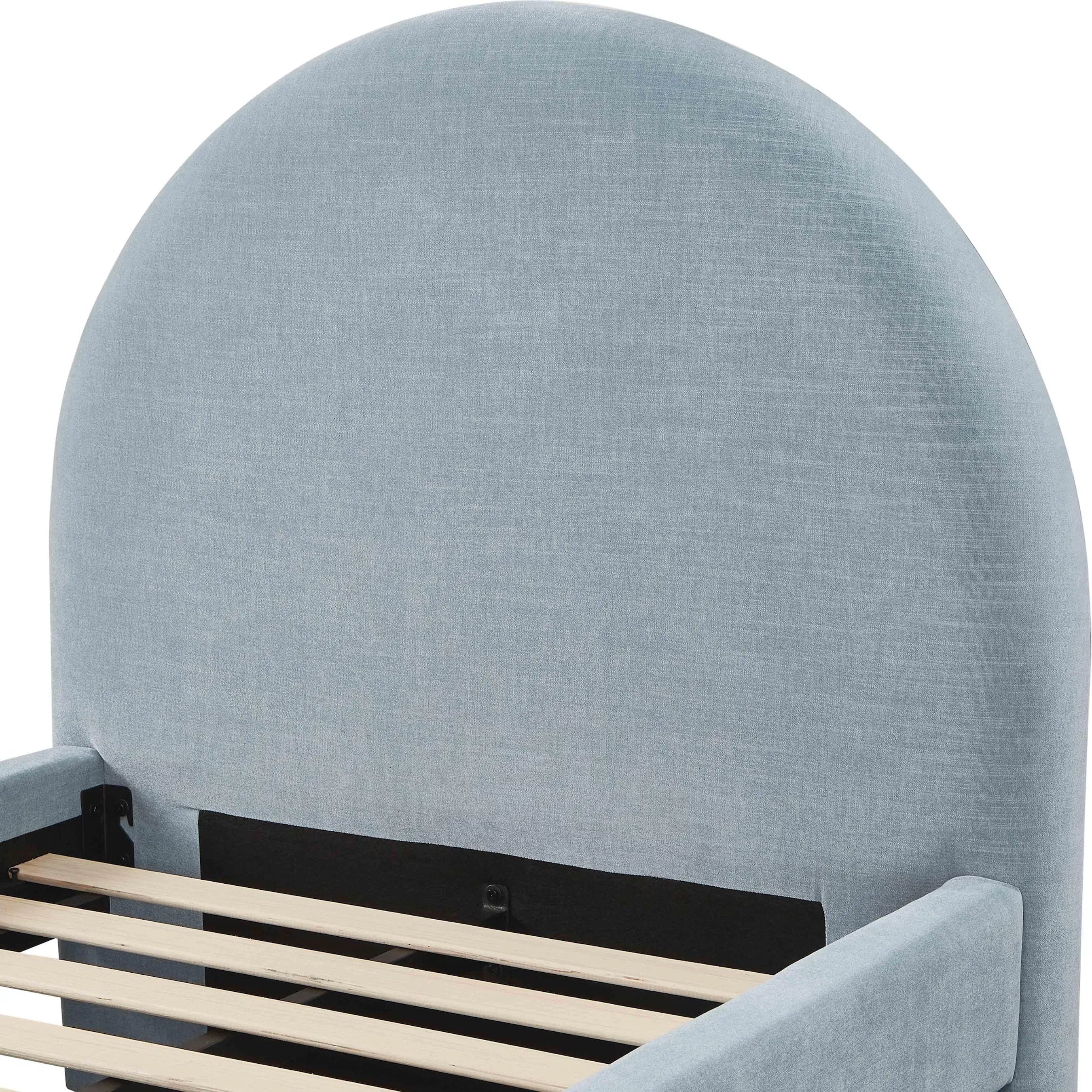 Moon Chambray Chenille Bed - Image 5