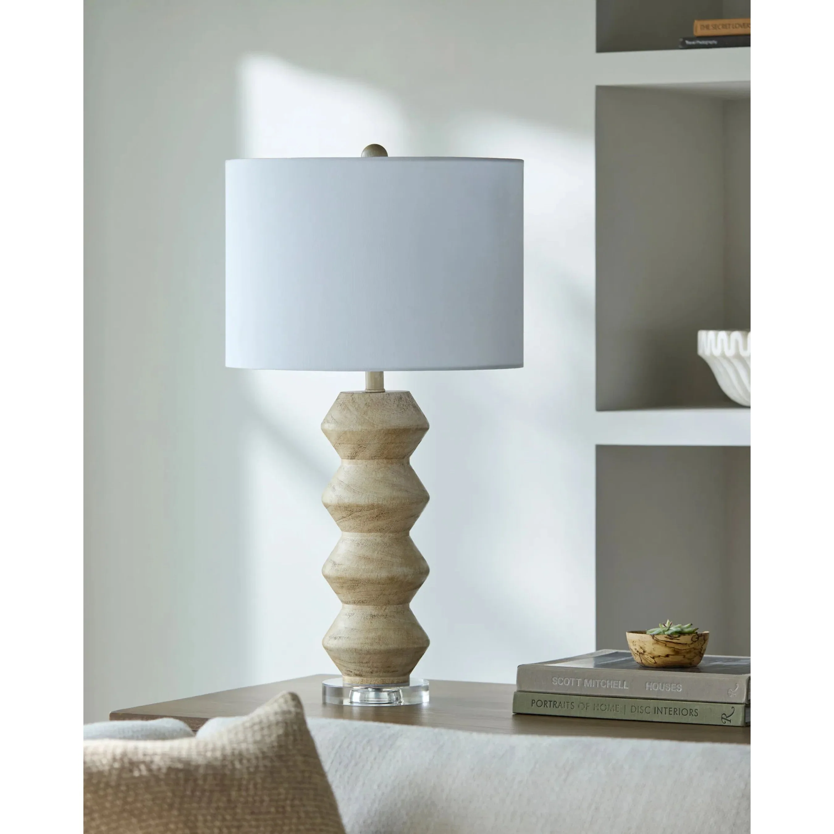 Mungo Accent Table Lamp - Image 4