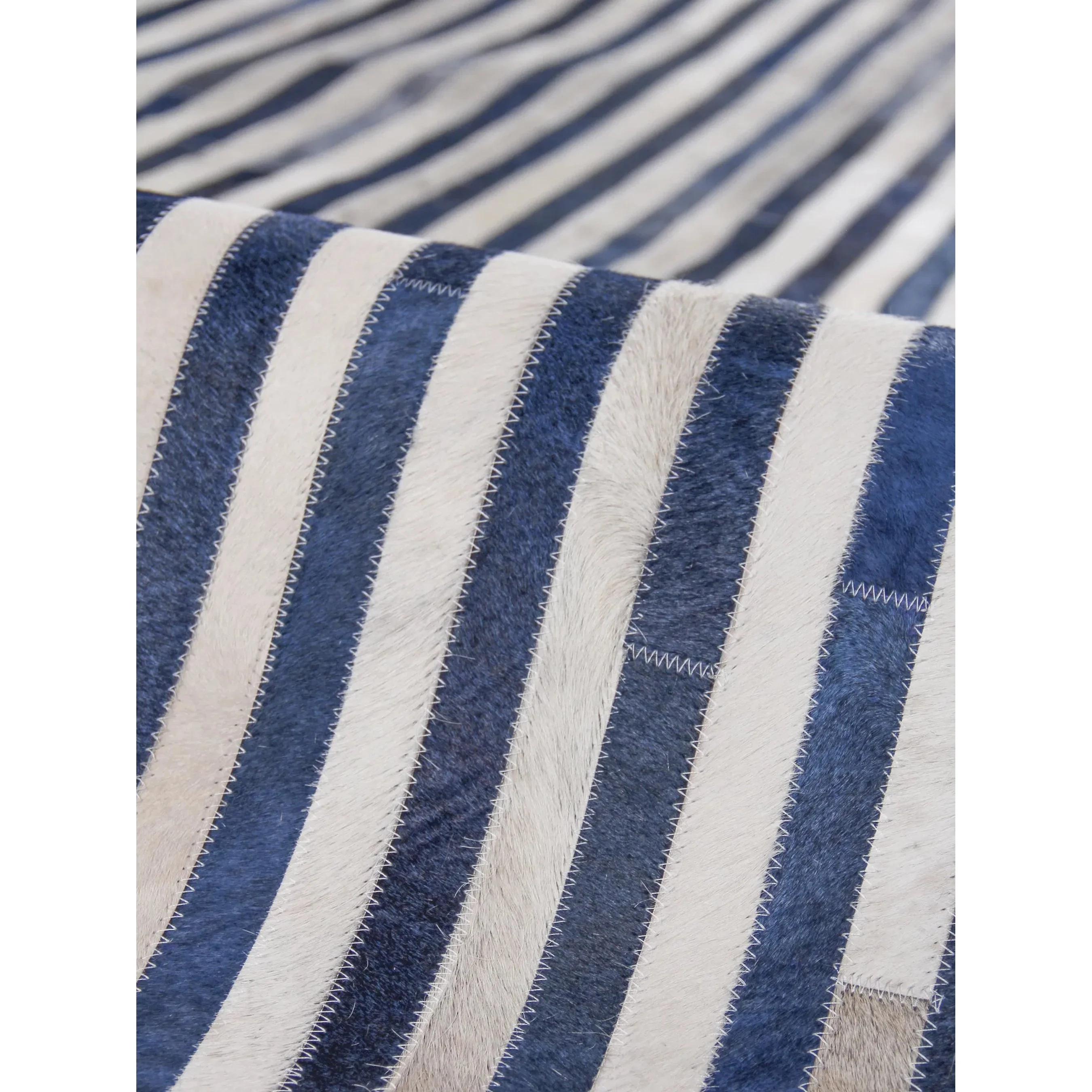 Natural Hide Rug IV - Image 5