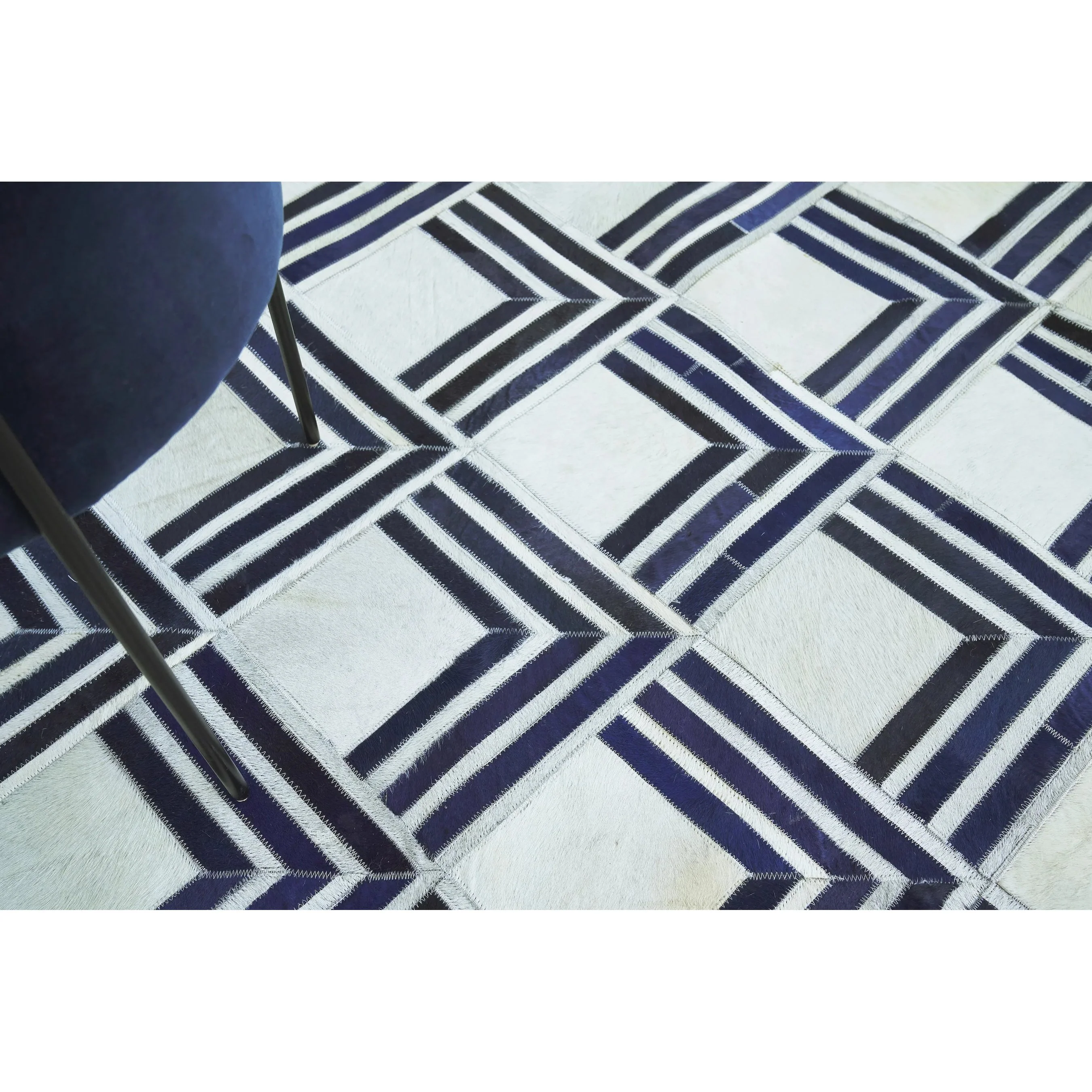 Natural Hide Rug V - Image 9