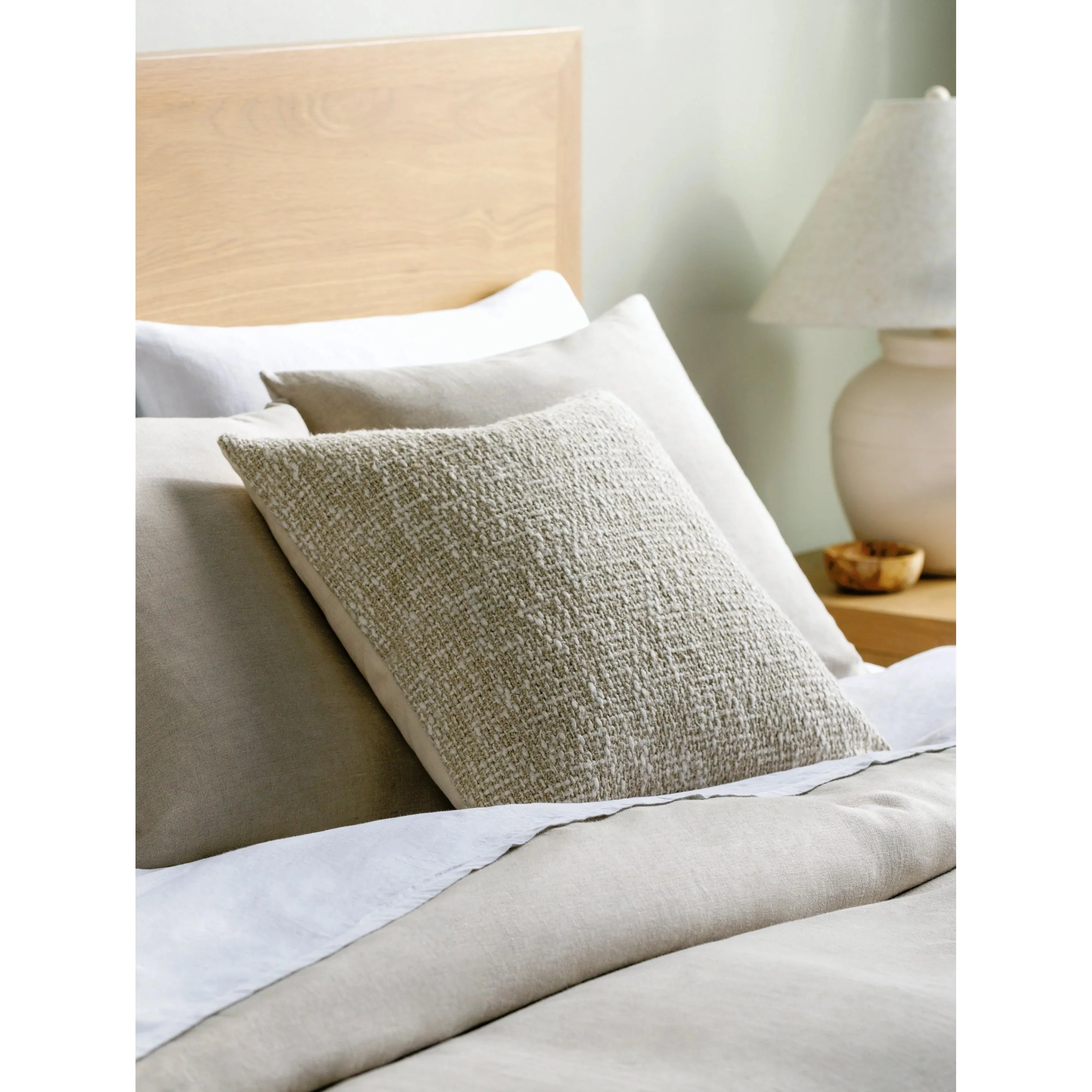 Nicki Accent Pillow - 534378 - Image 3