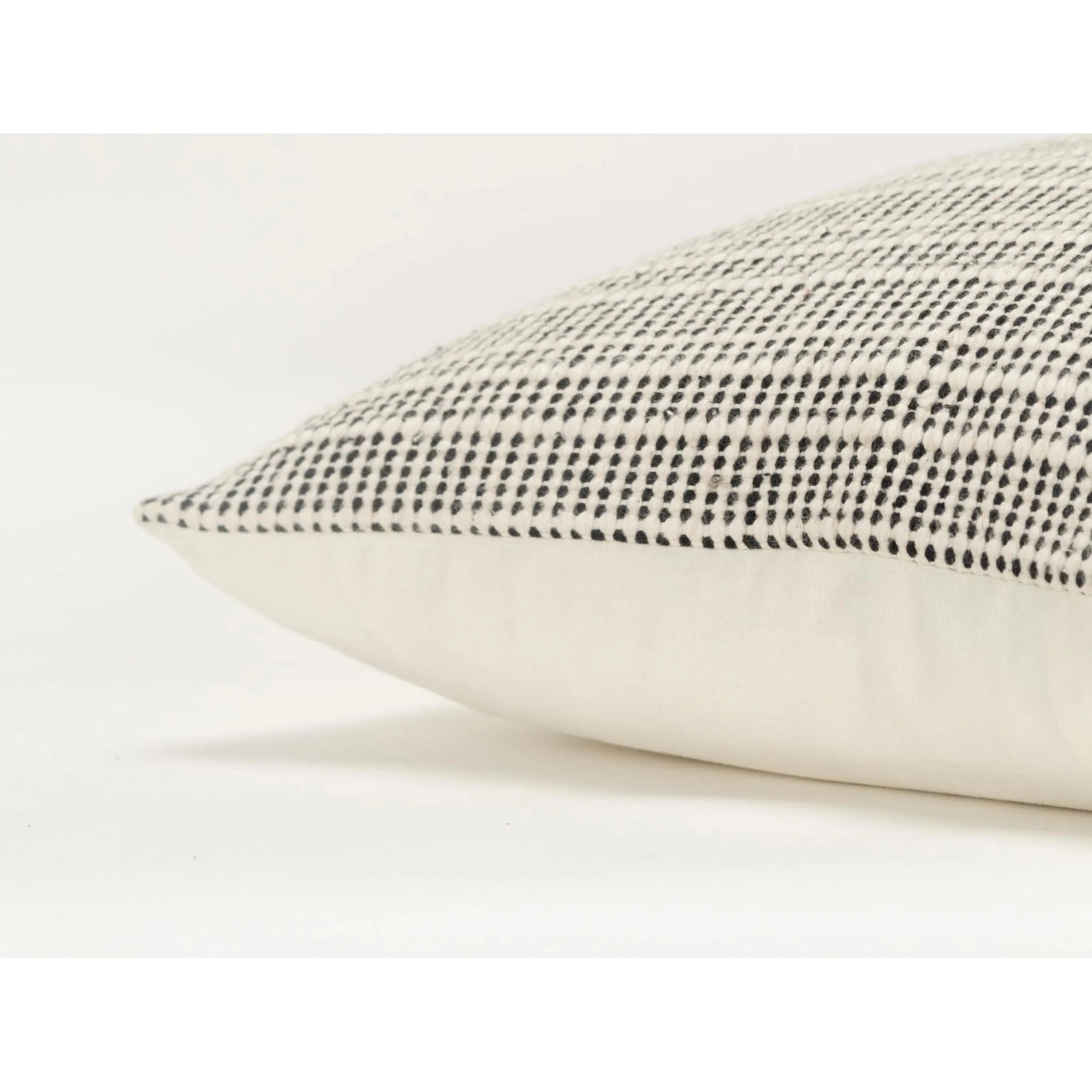 Nippawalla Pillow - Image 3