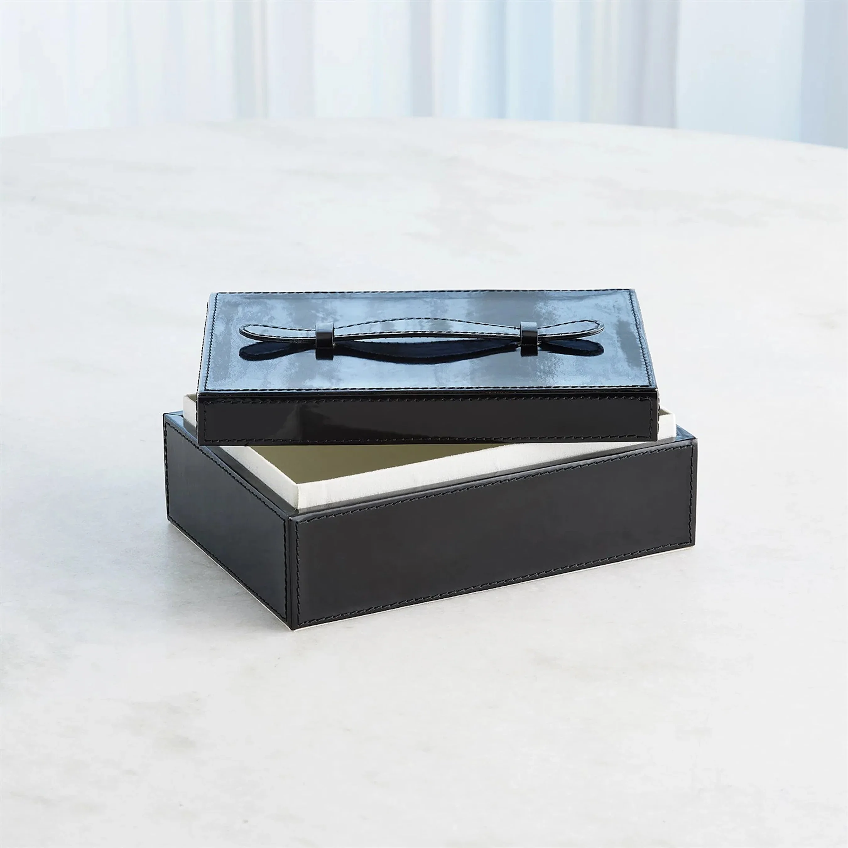 Noir Box - Image 7