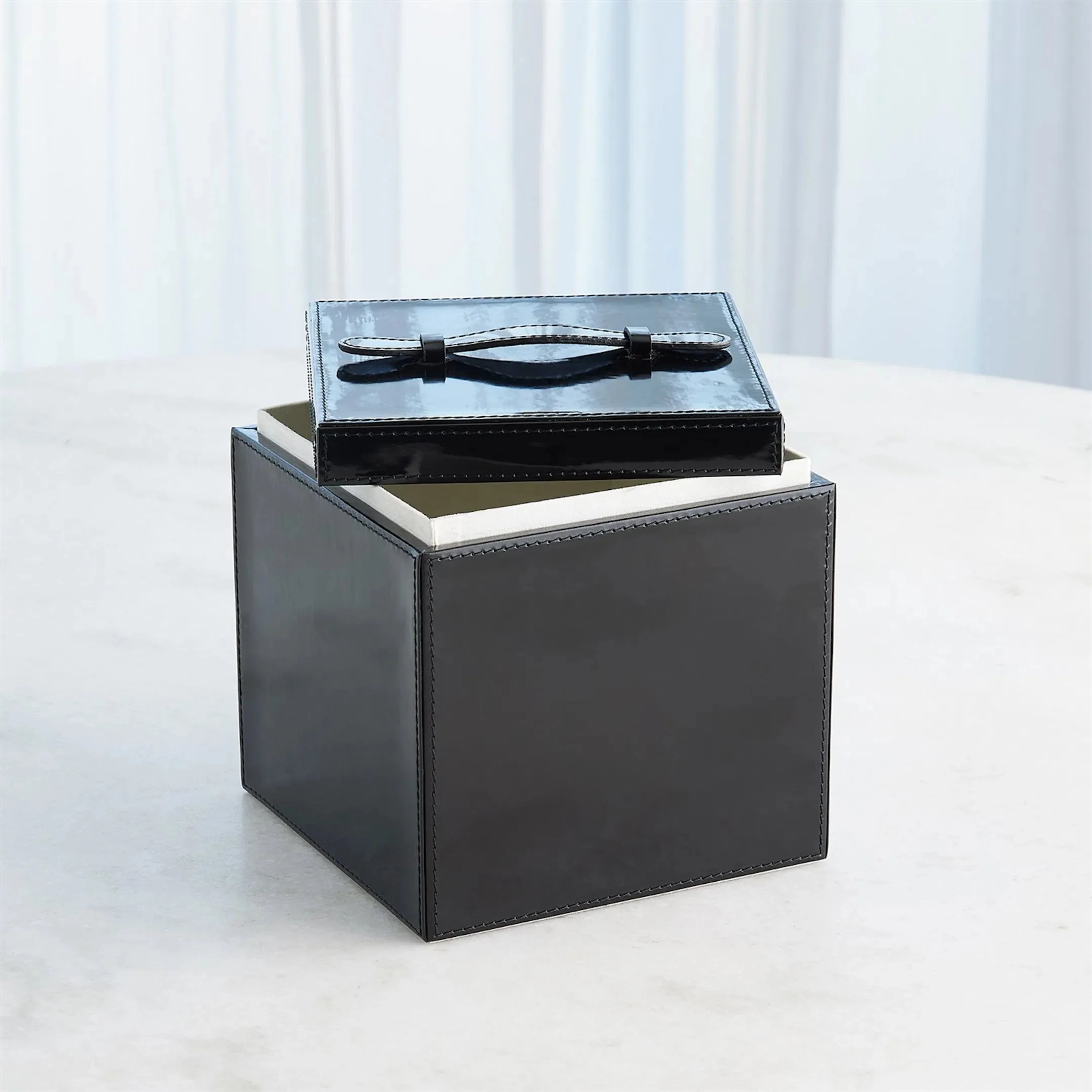 Noir Box - Image 8