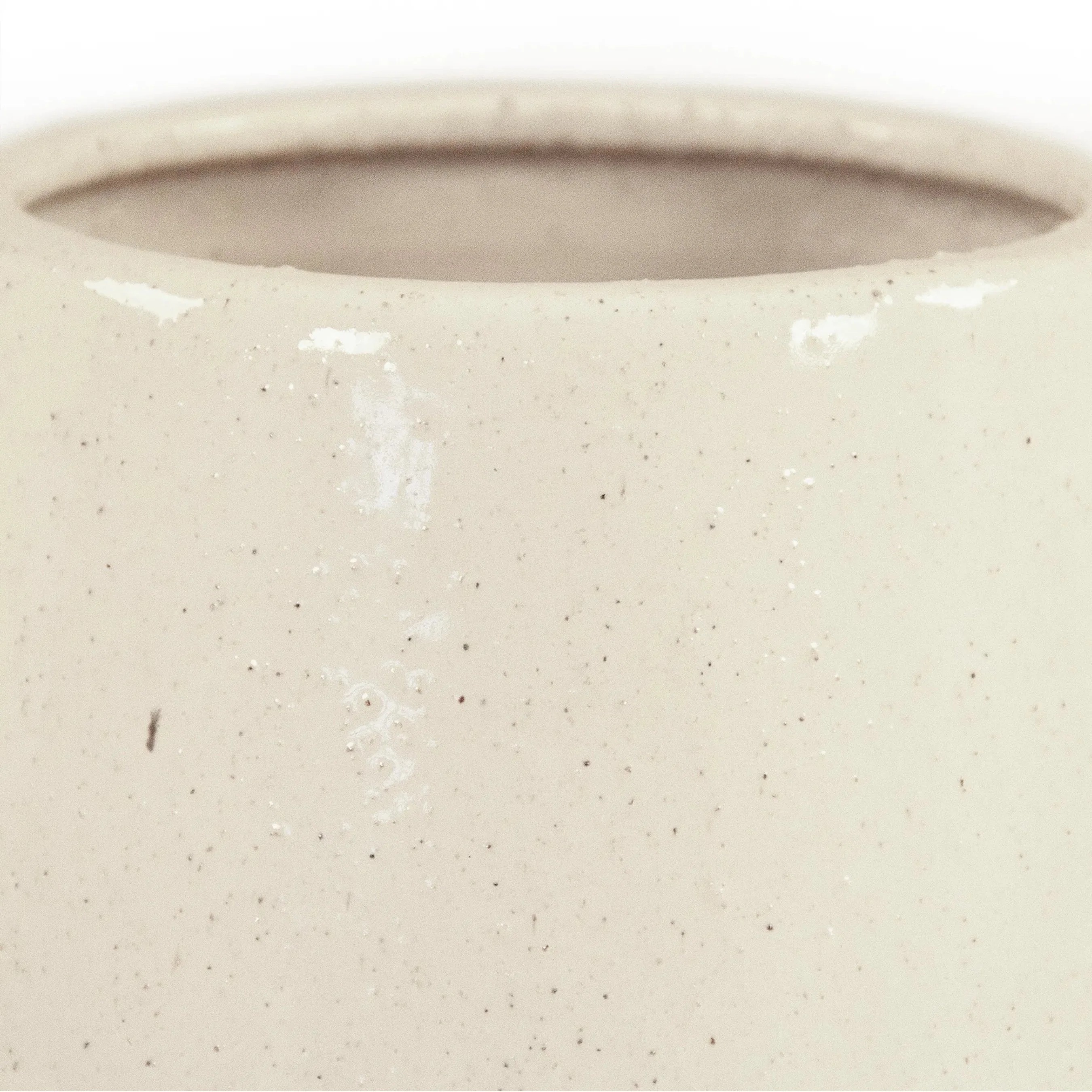 Off-White Vase - Image 3