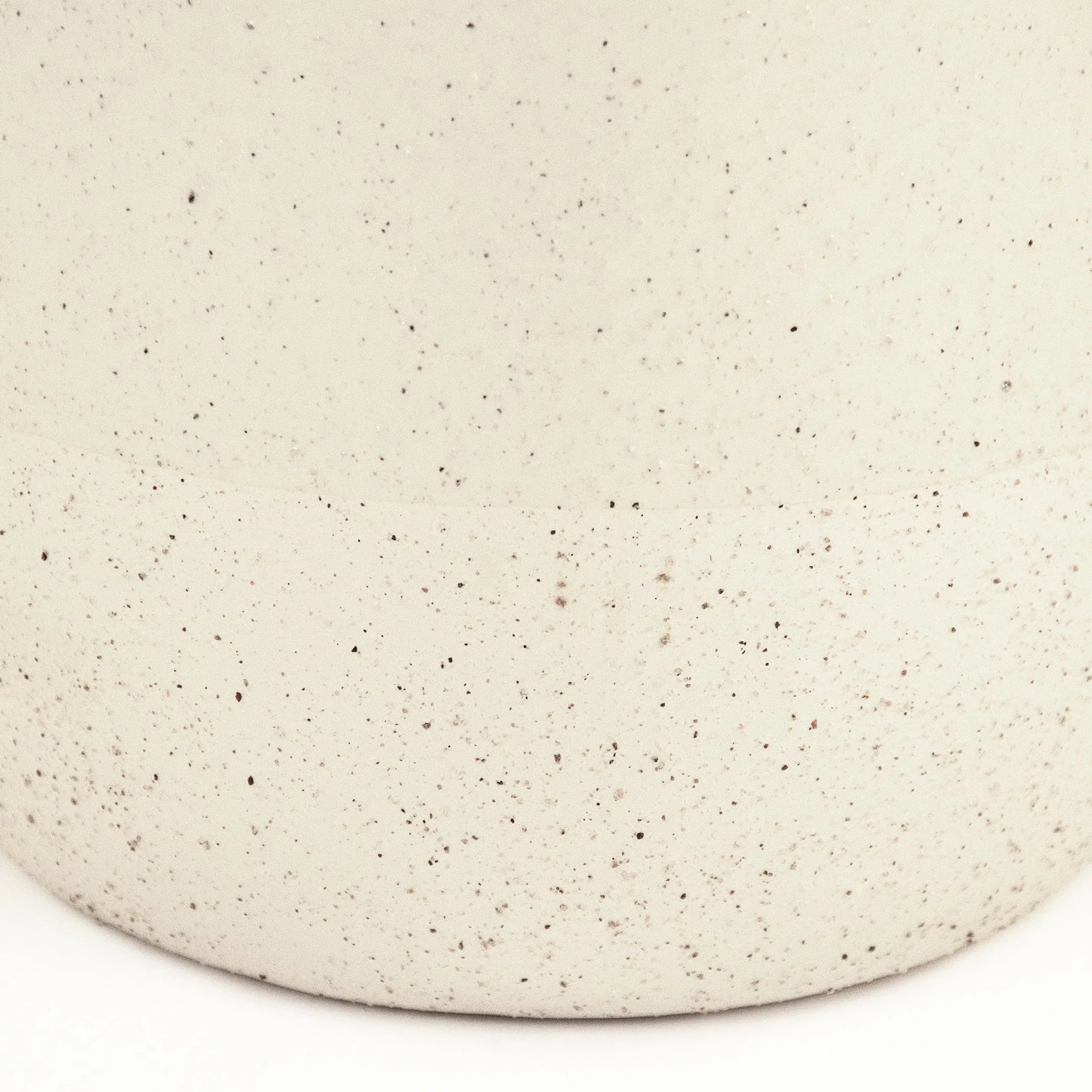 Off-White Vase - Image 4