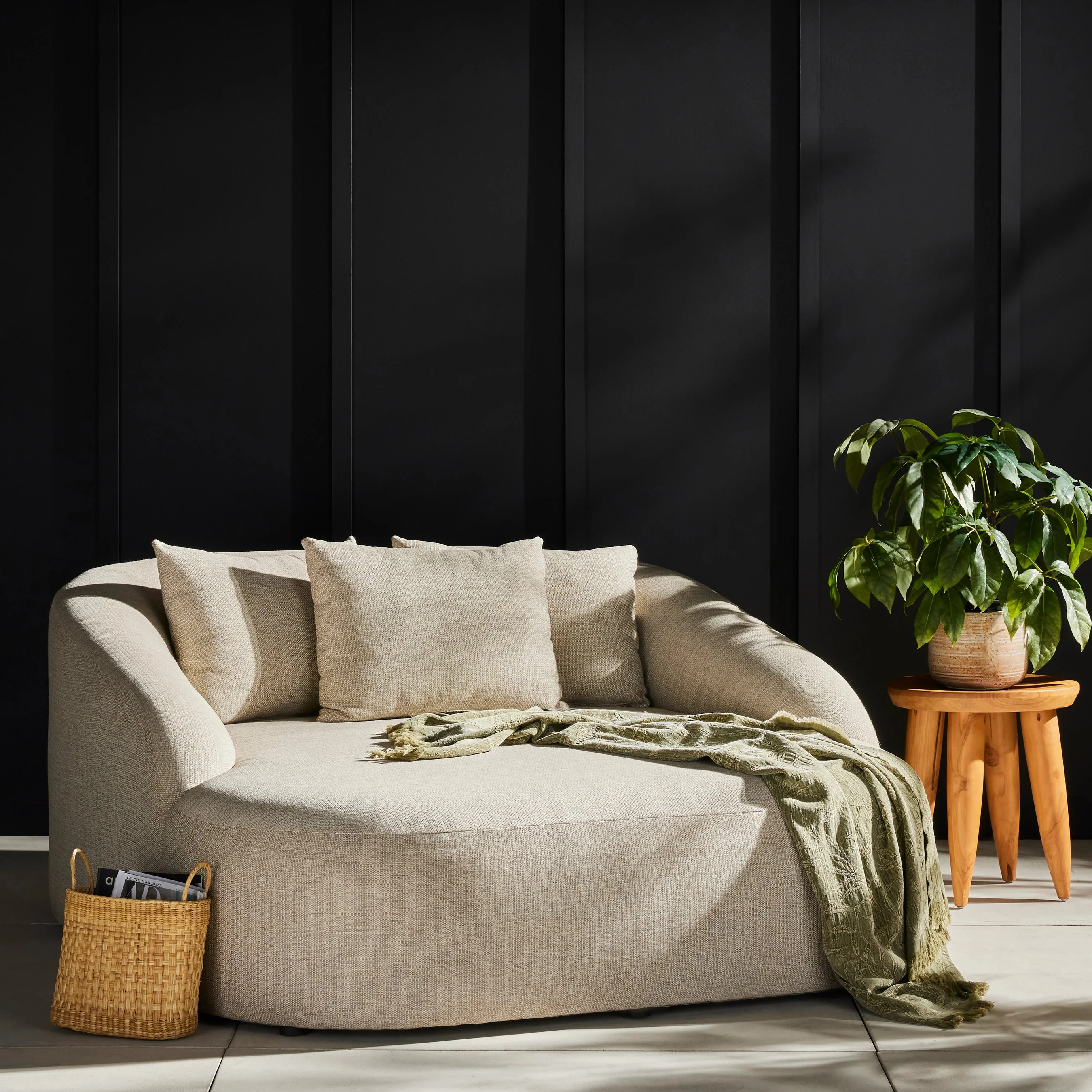 Opal Outdoor Daybed - Image 24
