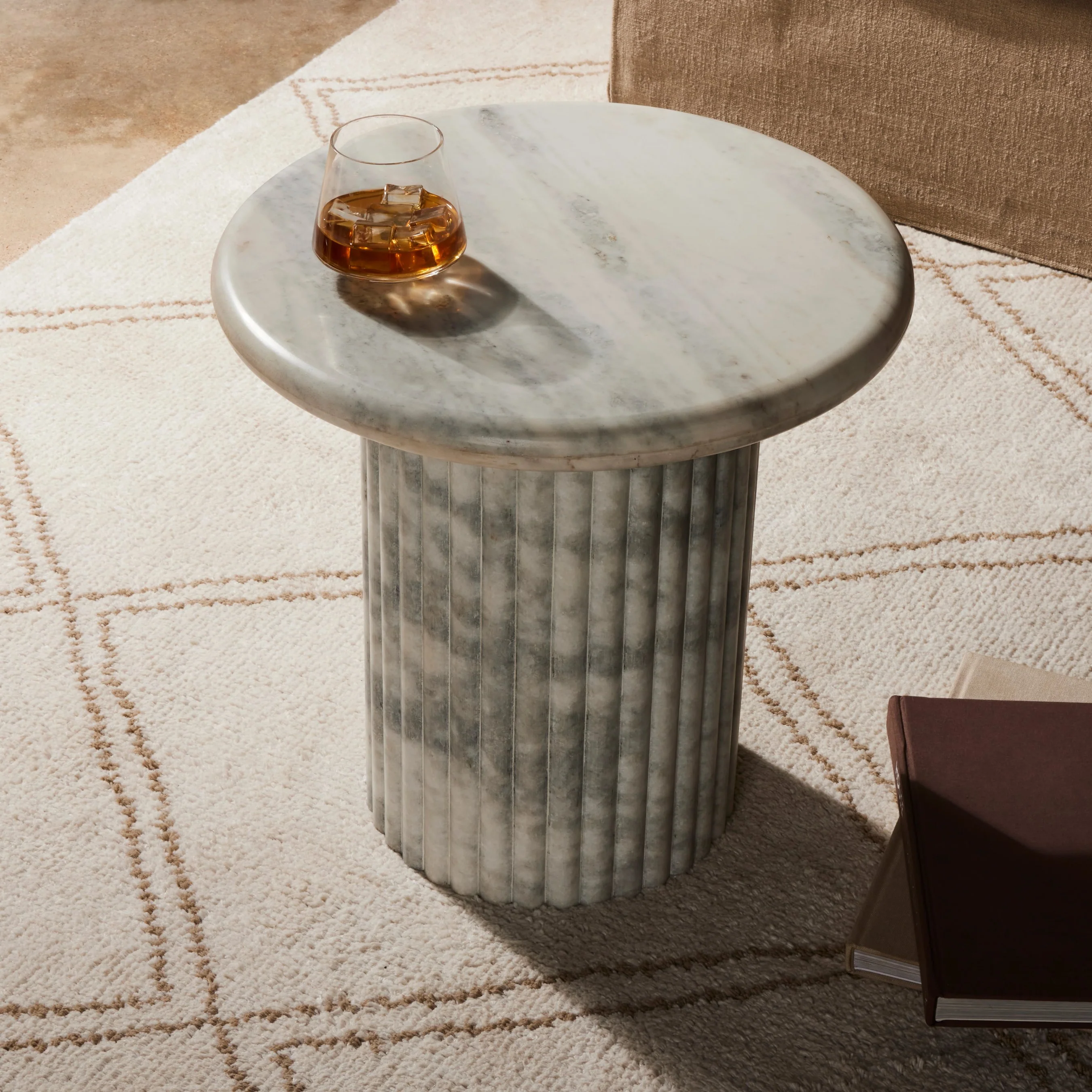 Oranda End Table - Image 12