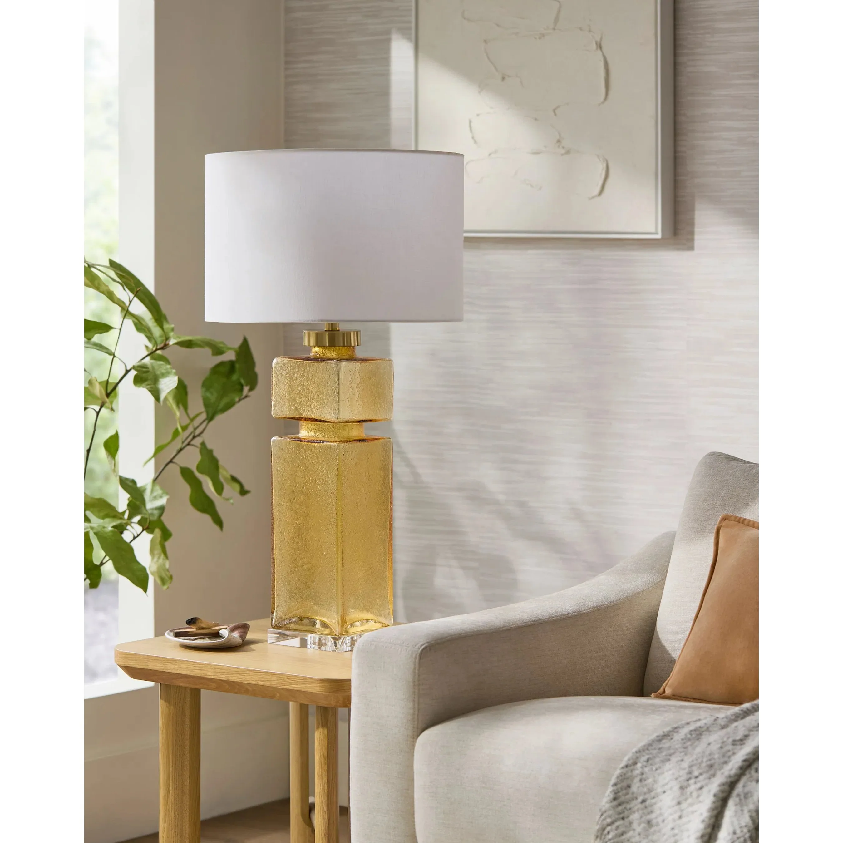 Pahia Accent Table Lamp - Image 2