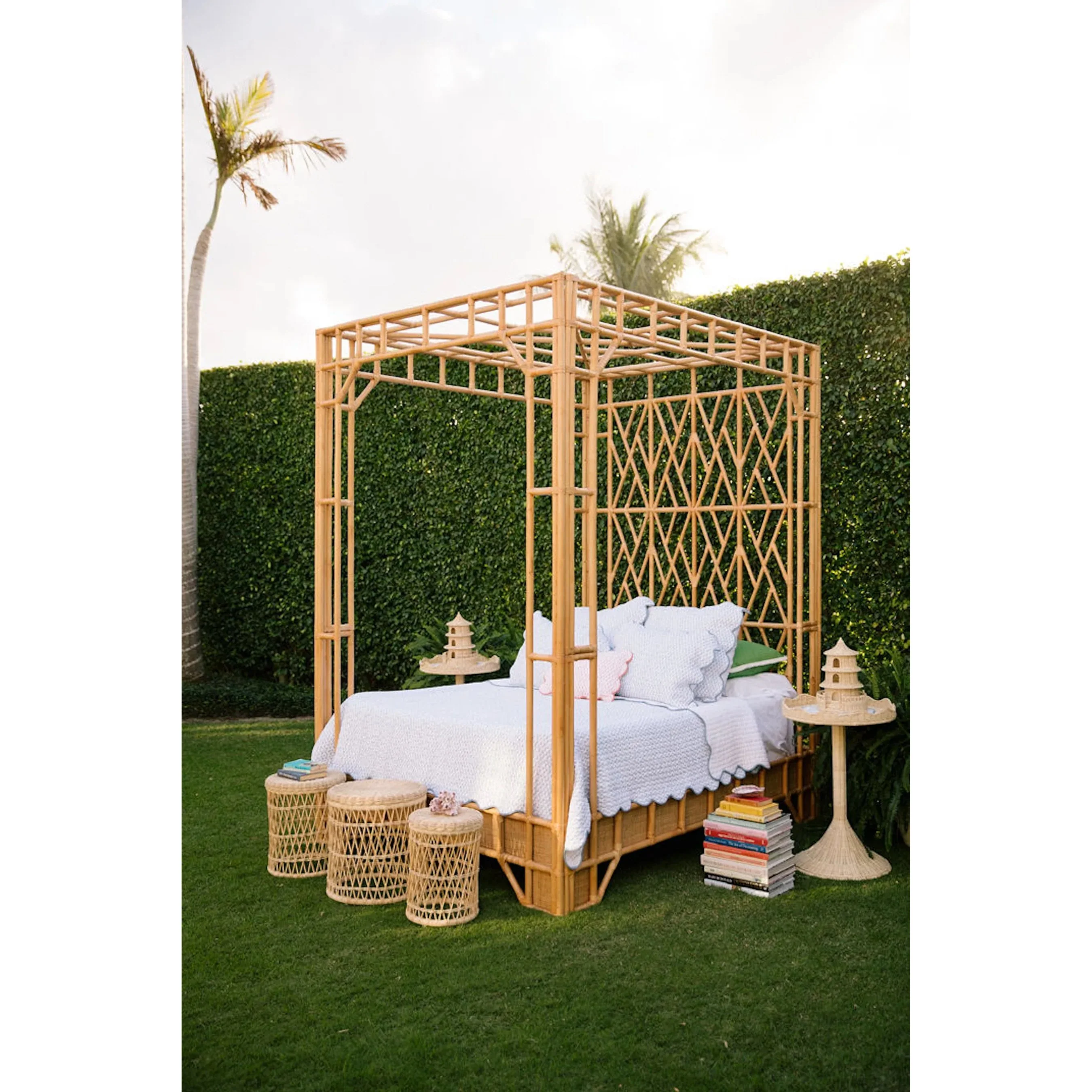 Paradise Canopy Bed - Image 4