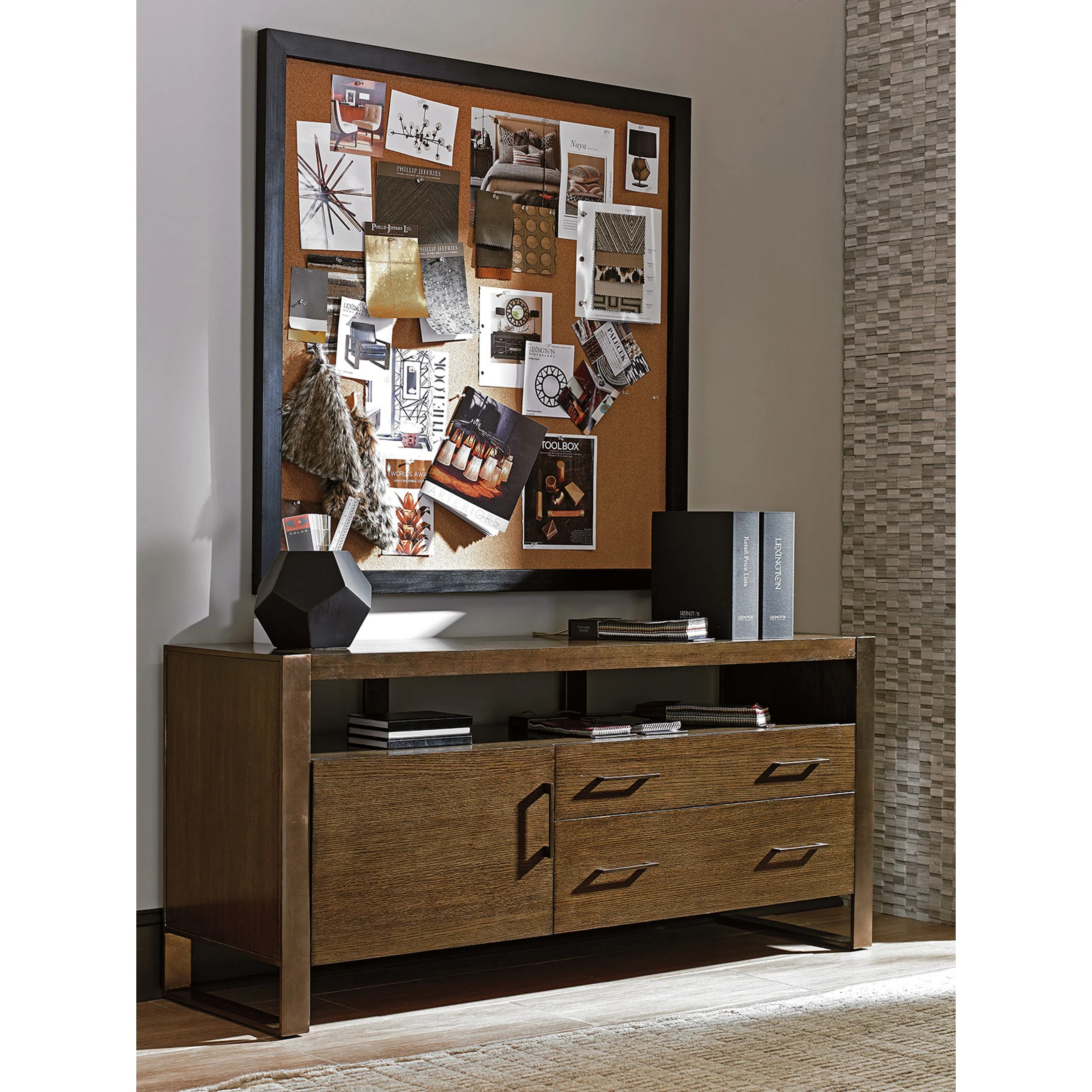 Paramount Media Console - Image 3