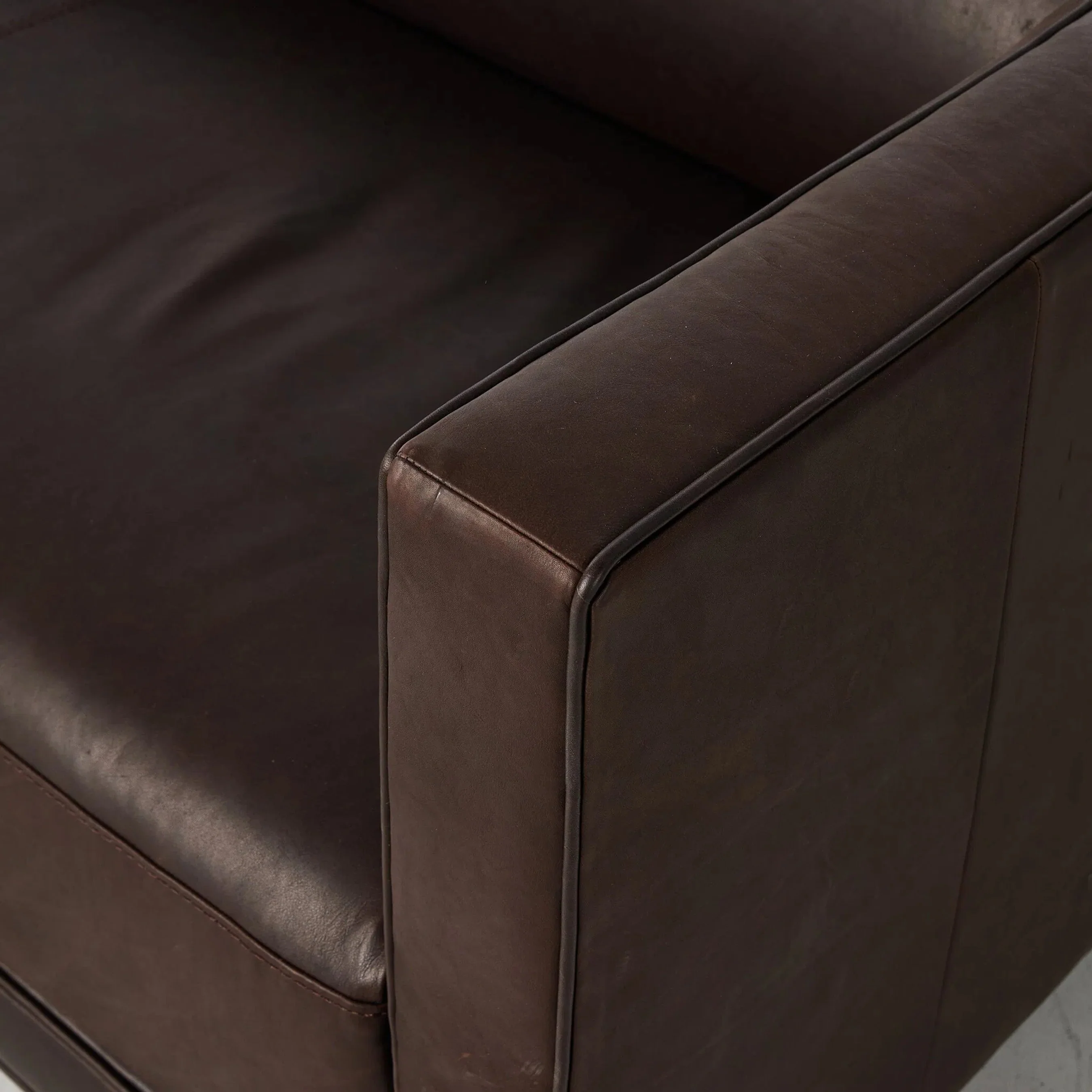 Phillip Sofa - Image 11