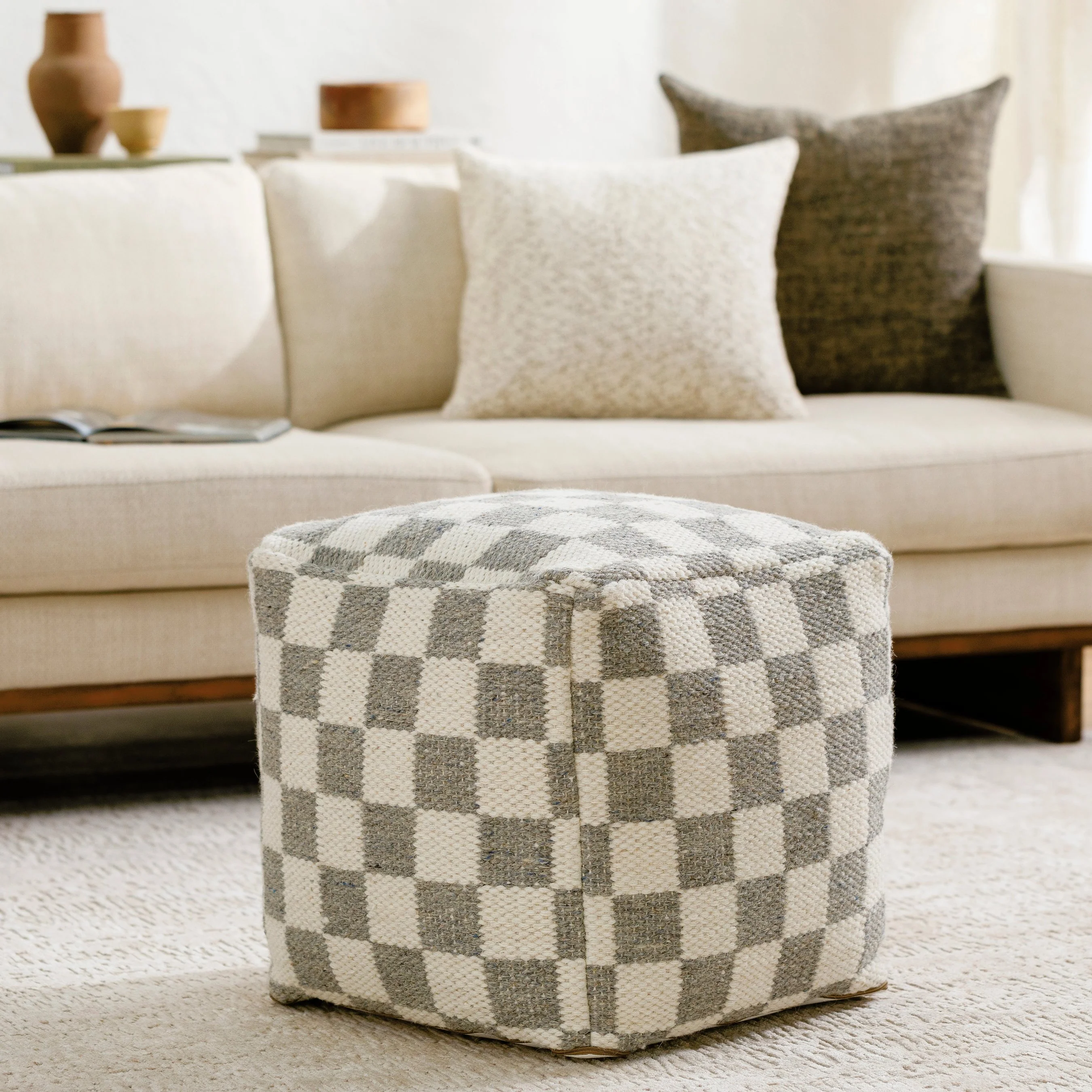 Preethi Pouf - Image 3