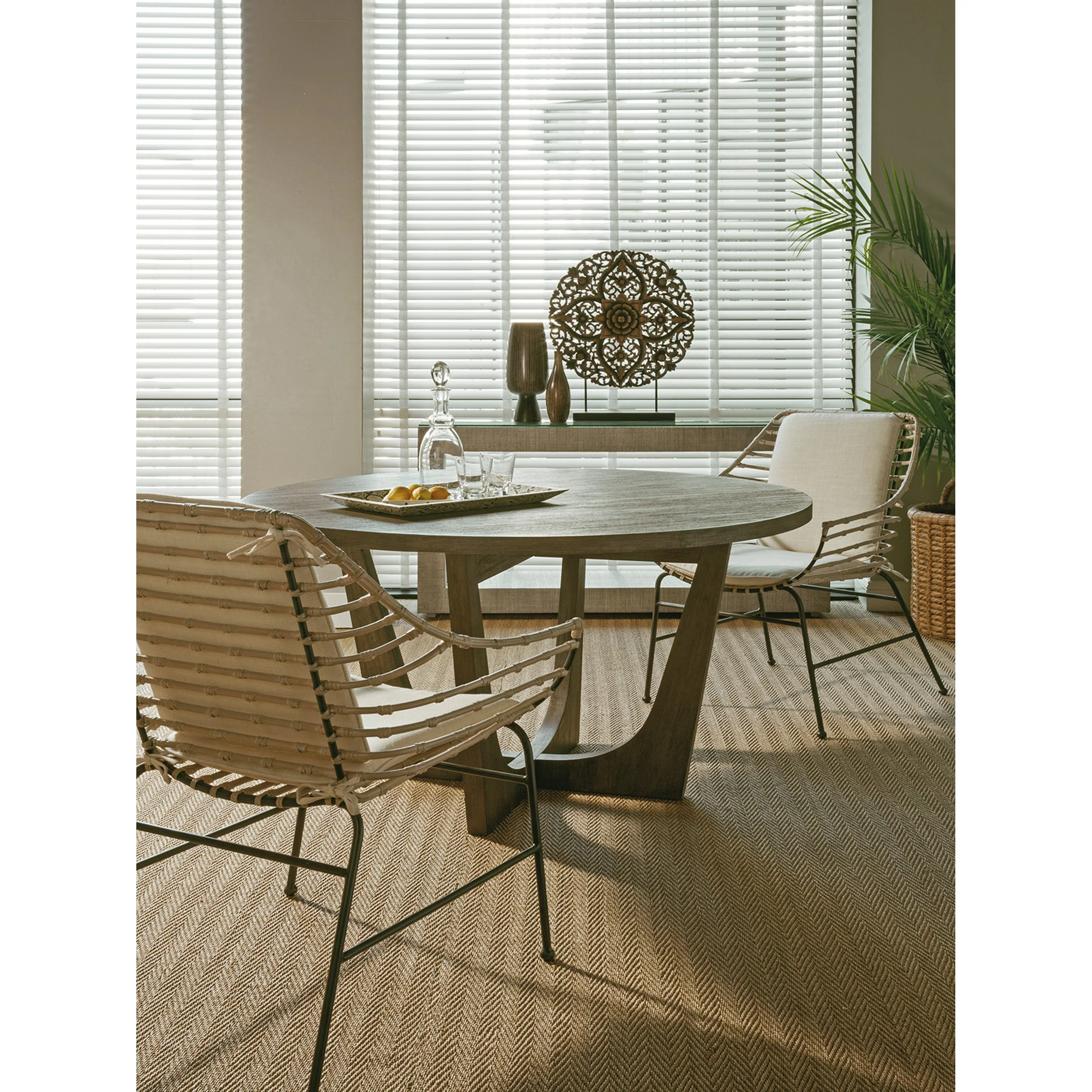 Raconteur Arm Chair - Image 4