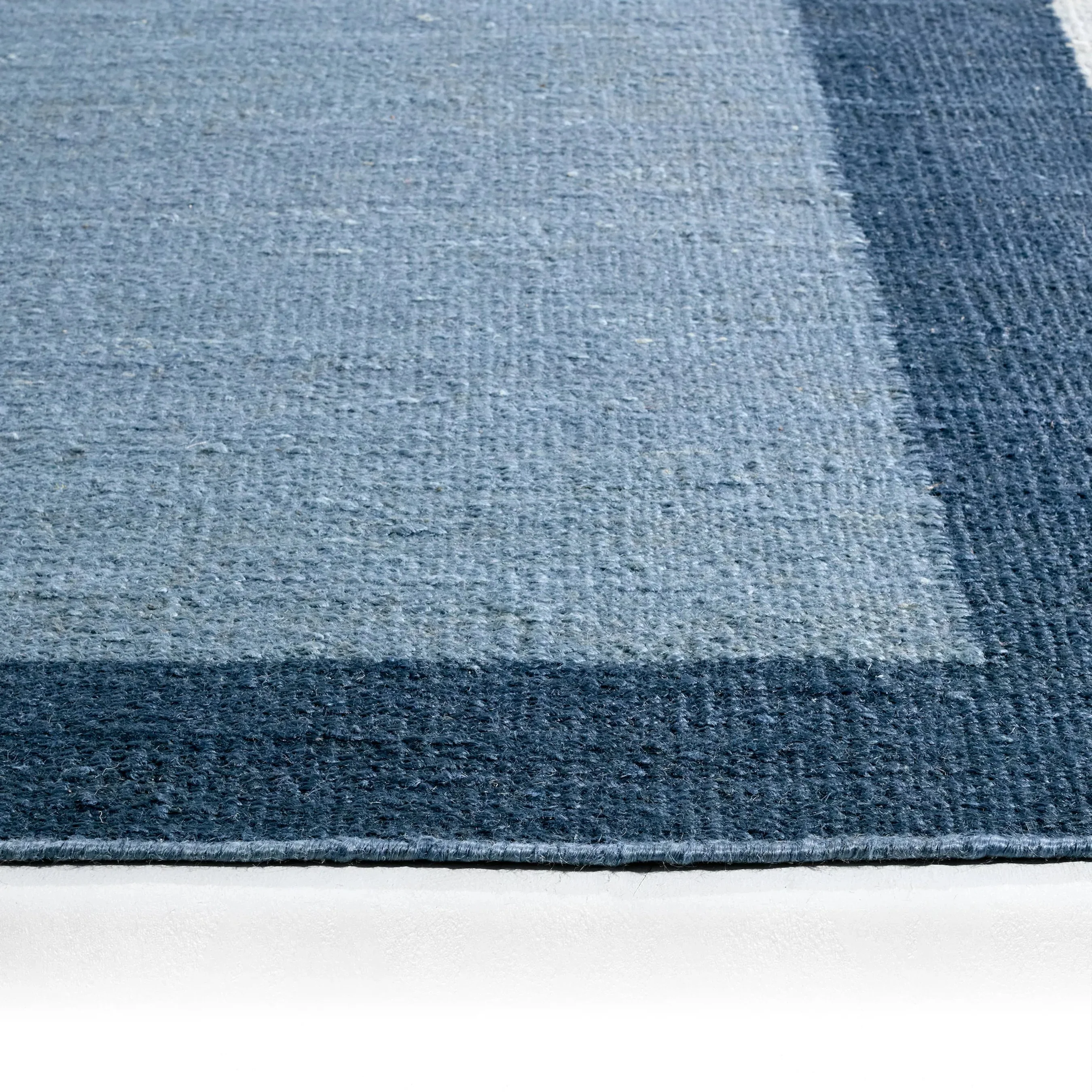 Refined Layers RFL02 Rug - Image 3