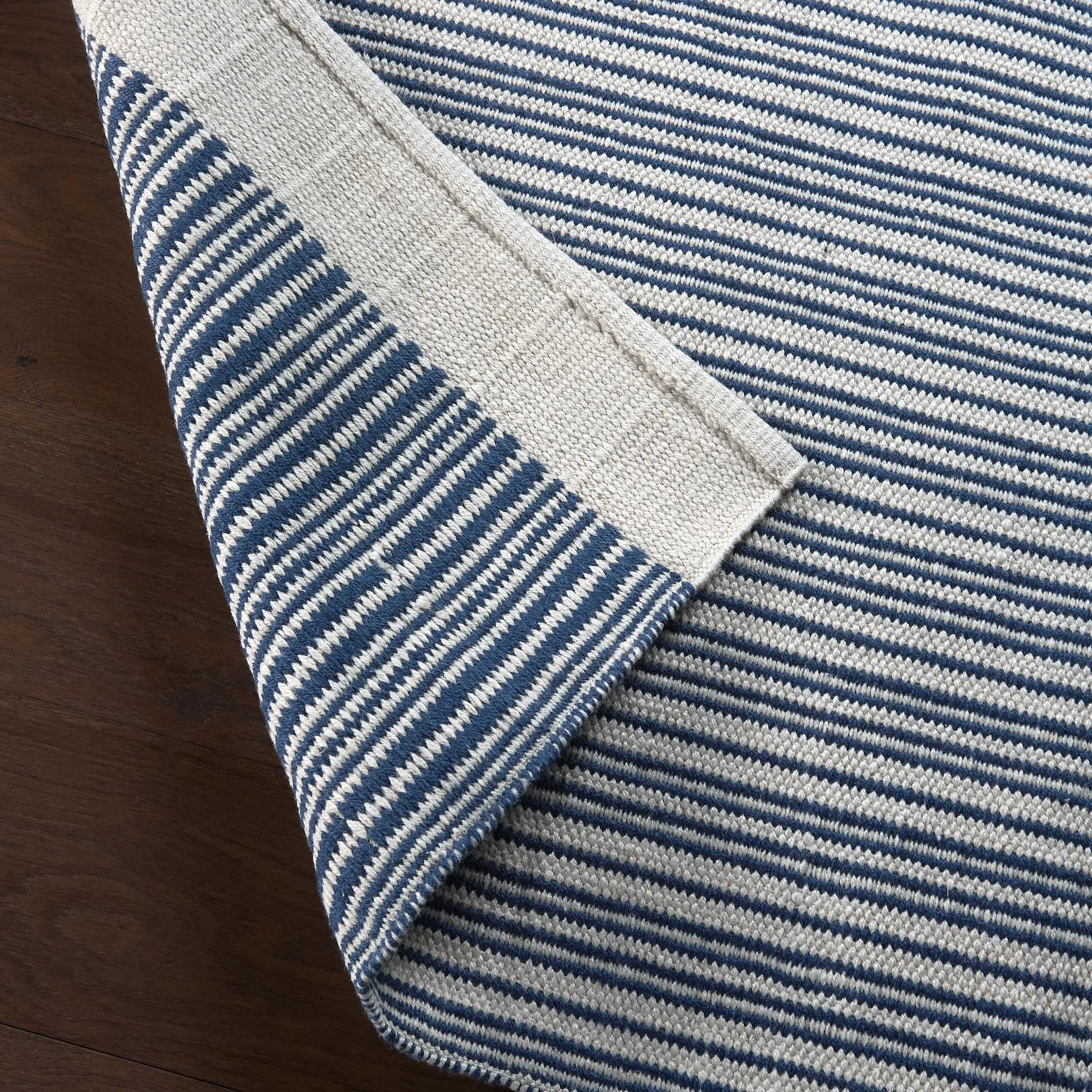 Sacdecer SDR03 Indoor/Outdoor Rug - Image 5
